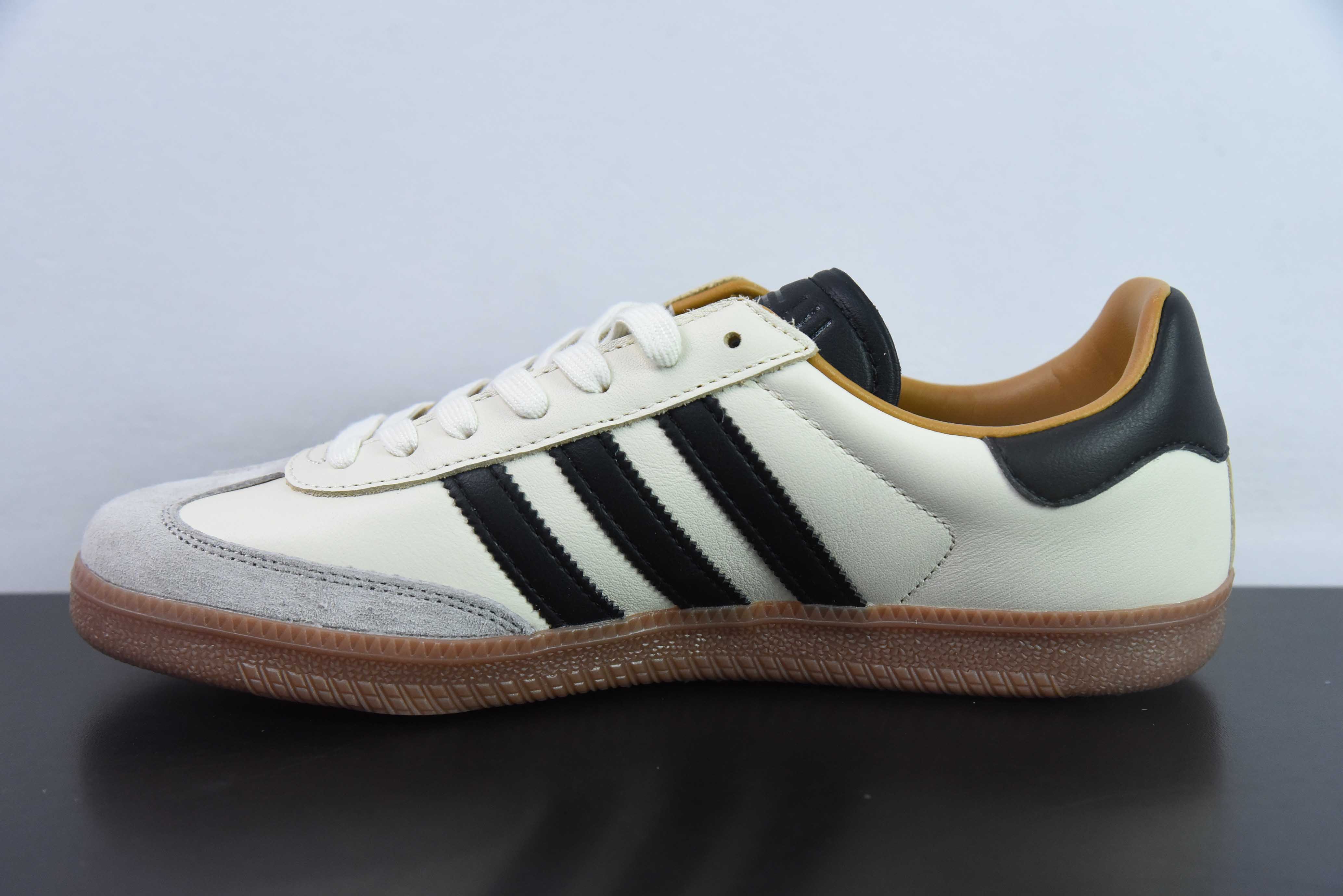 JJ 공동 브랜드 그레이 화이트 블랙 ID8708 아디다스 클로버 제이제이제이자운드 x 아디다스 오리지널스 삼바 OG 충격 흡수 로우탑 보드 슈즈 남성 및 여성 신발 36-45 하프 사이즈