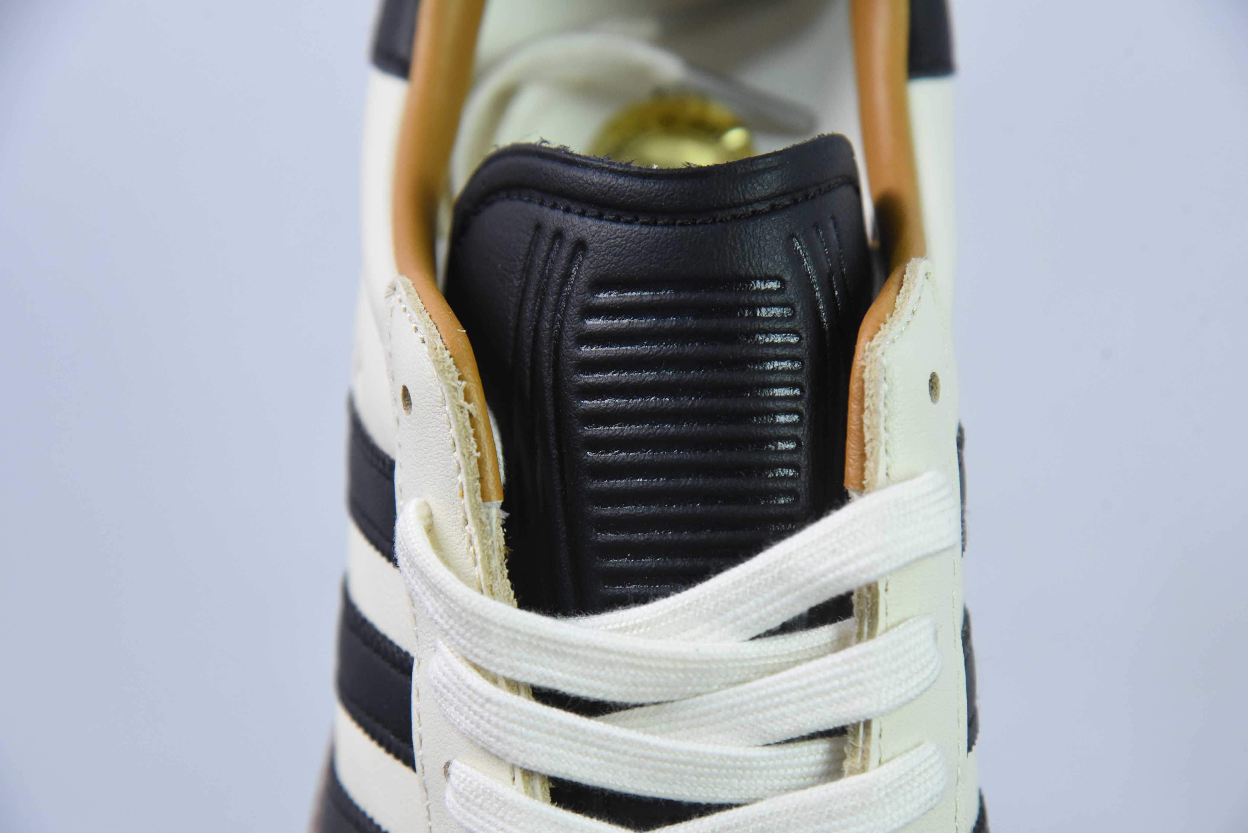 JJ 공동 브랜드 그레이 화이트 블랙 ID8708 아디다스 클로버 제이제이제이자운드 x 아디다스 오리지널스 삼바 OG 충격 흡수 로우탑 보드 슈즈 남성 및 여성 신발 36-45 하프 사이즈