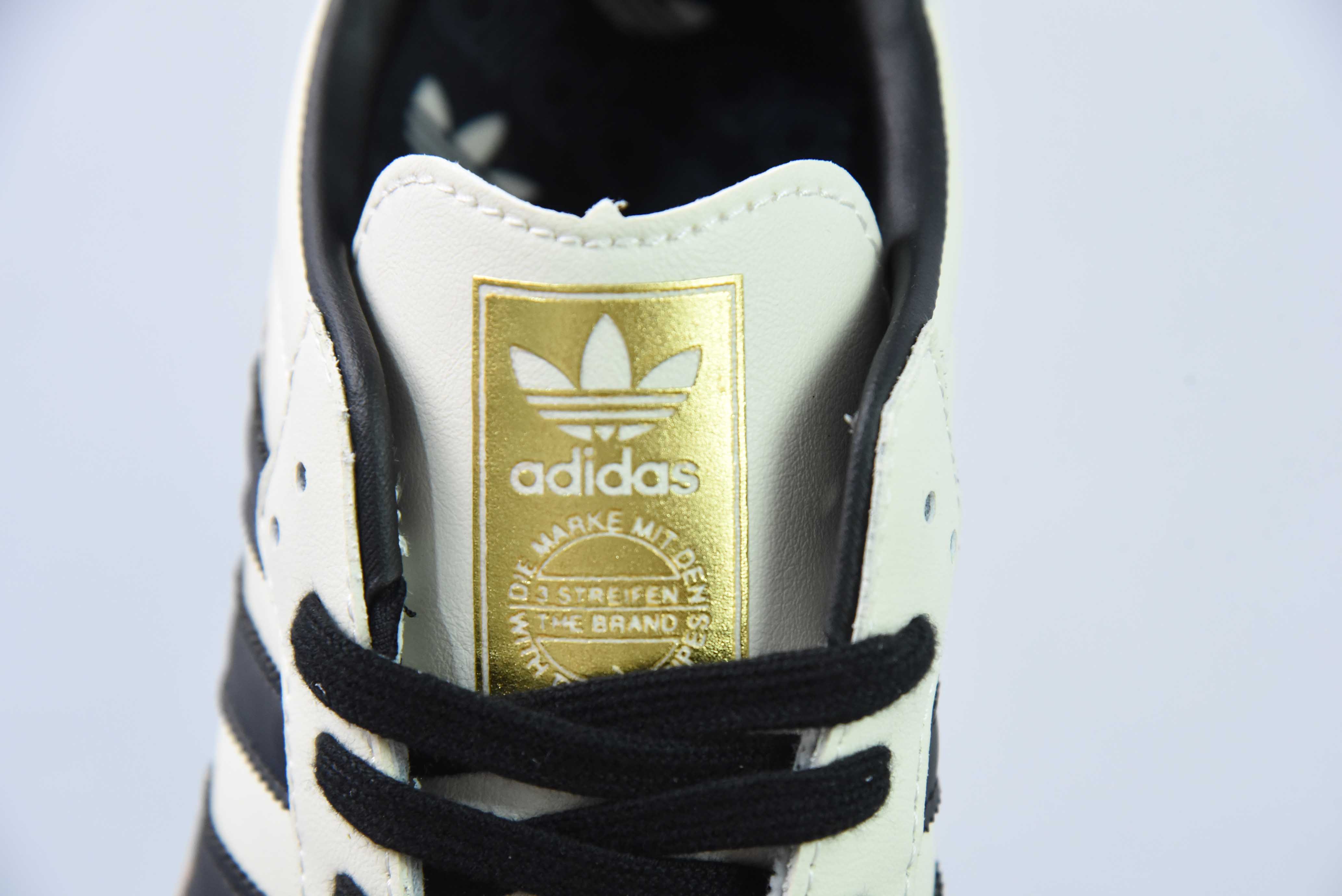 아디다스 오리지널스 삼바 OG 미끄럼 방지 내마모성 로우탑 크리켓 슈즈 남성용 및 여성용 아이템 번호: ID0478 사이즈: 36-45