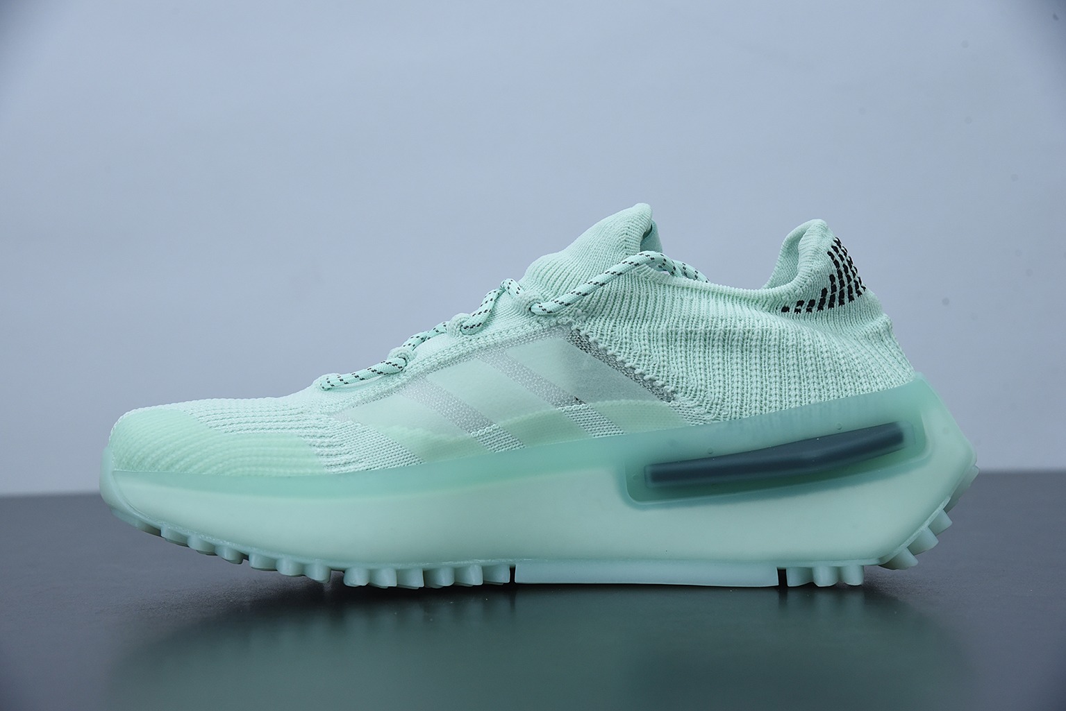 기프트 박스 광고 NMD S1 부스트 팝콘 스포츠 러닝화 민트 그린 아이템: GZ7900 사이즈: 36-45