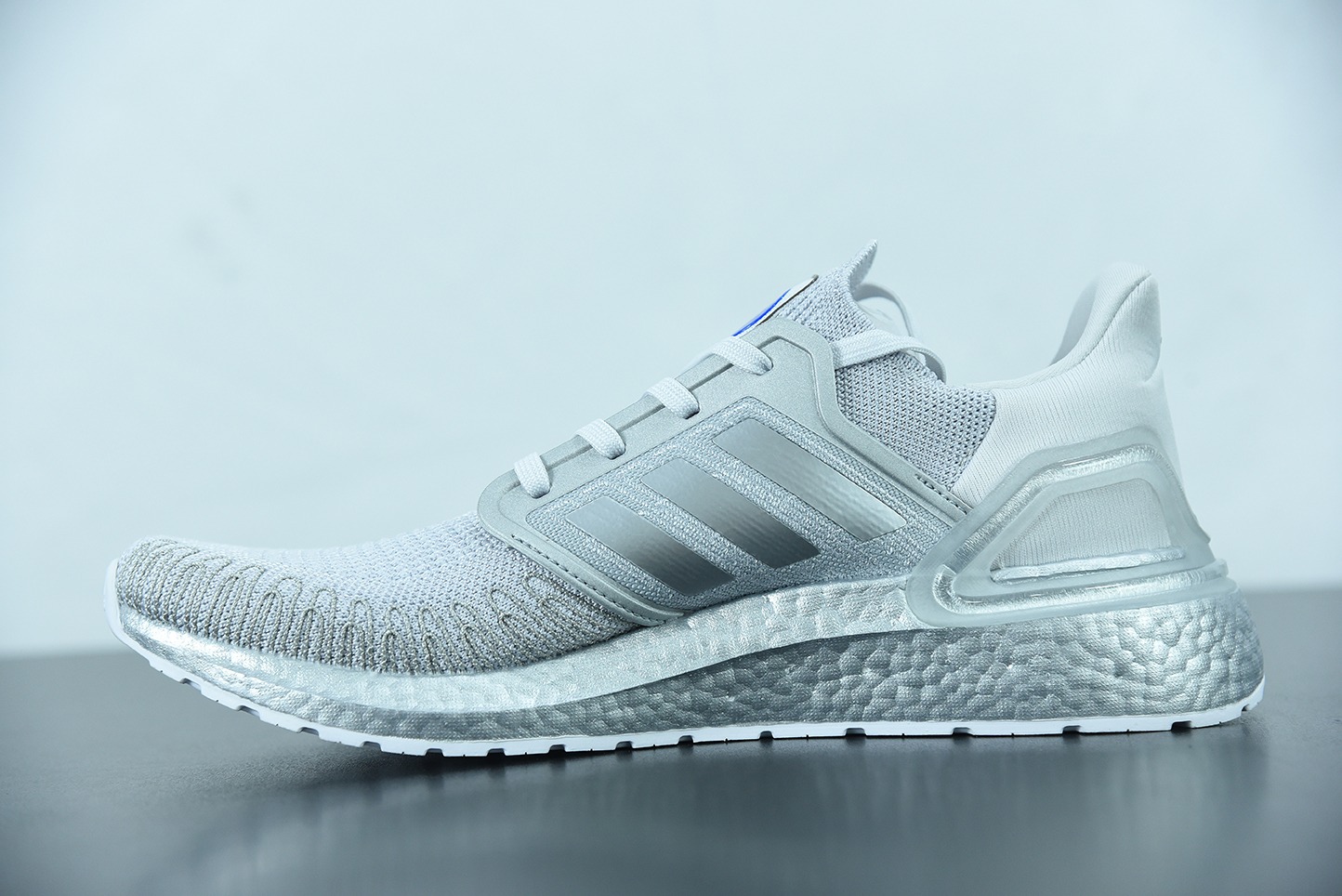 아디다스 울트라부스트 S.RDY UB20 스페셜 에디션 실버 오렌지 아이템 번호: FX7957 사이즈: 39-45