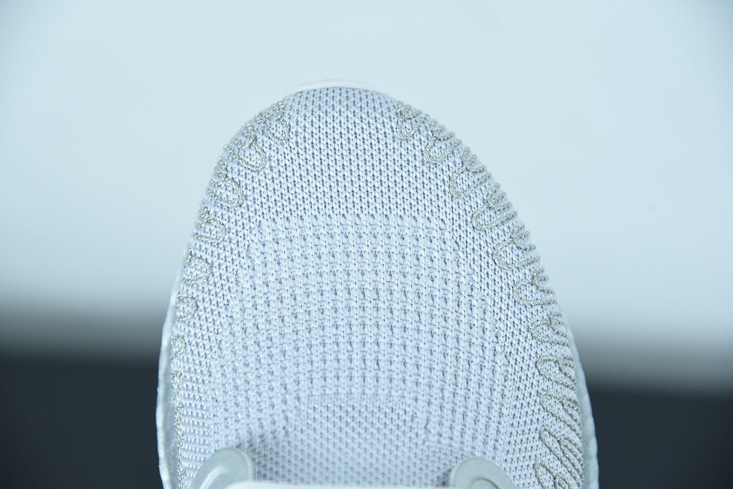 아디다스 울트라부스트 S.RDY UB20 스페셜 에디션 실버 오렌지 아이템 번호: FX7957 사이즈: 39-45