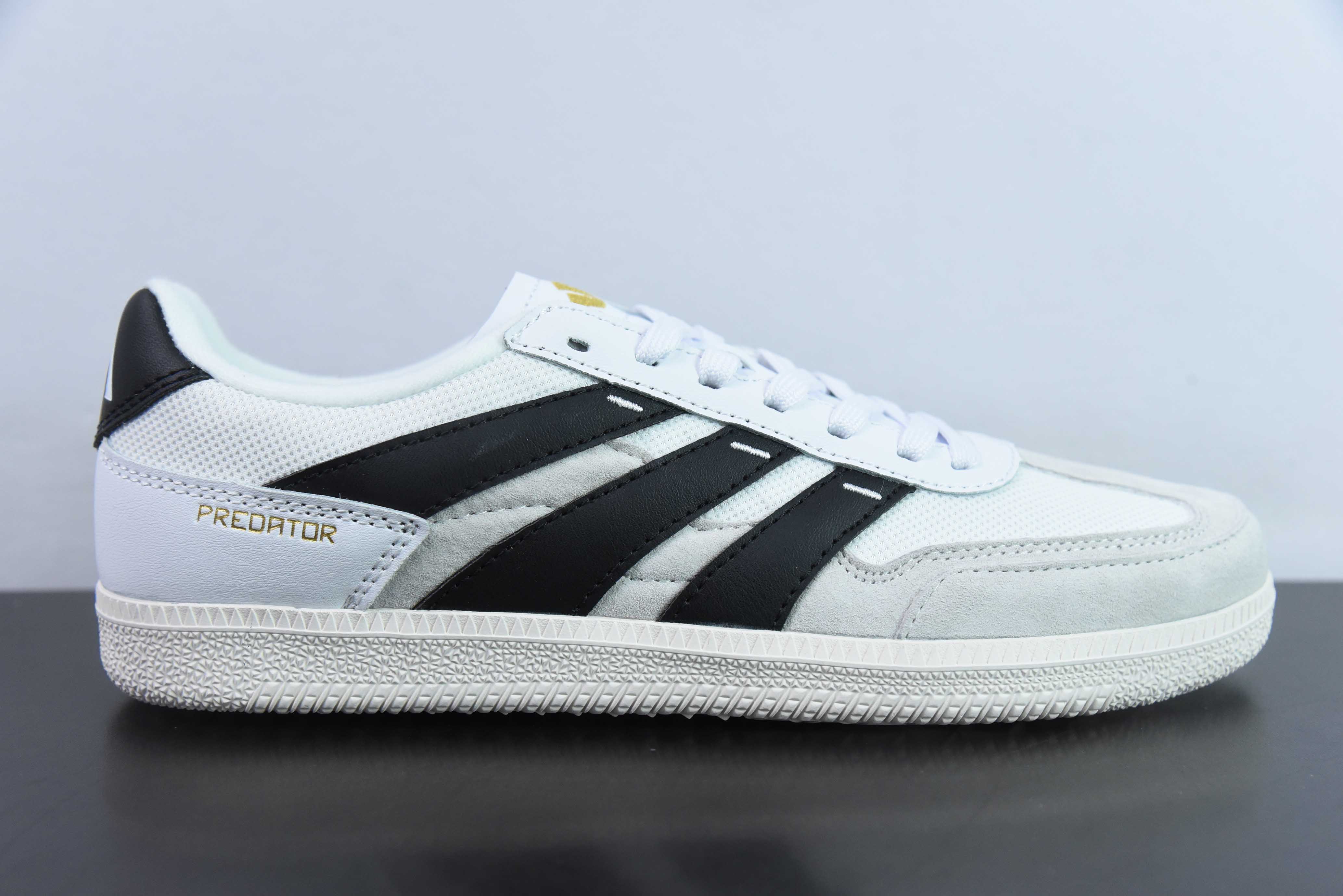 아디다스 프레데터 프리스타일 아디다스 레트로 싱글 사이즈: 36-45 품목: IF1026