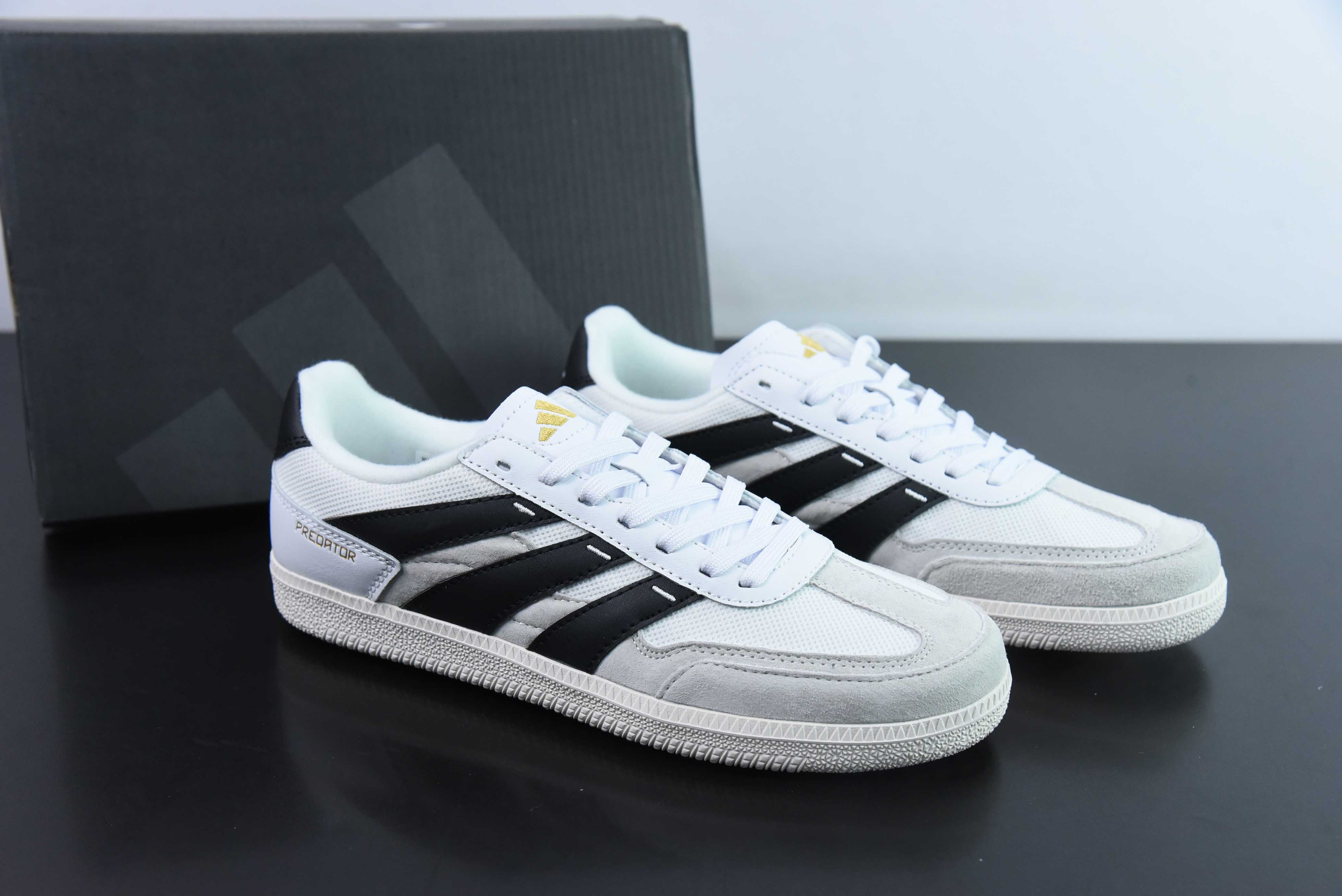 아디다스 프레데터 프리스타일 아디다스 레트로 싱글 사이즈: 36-45 품목: IF1026