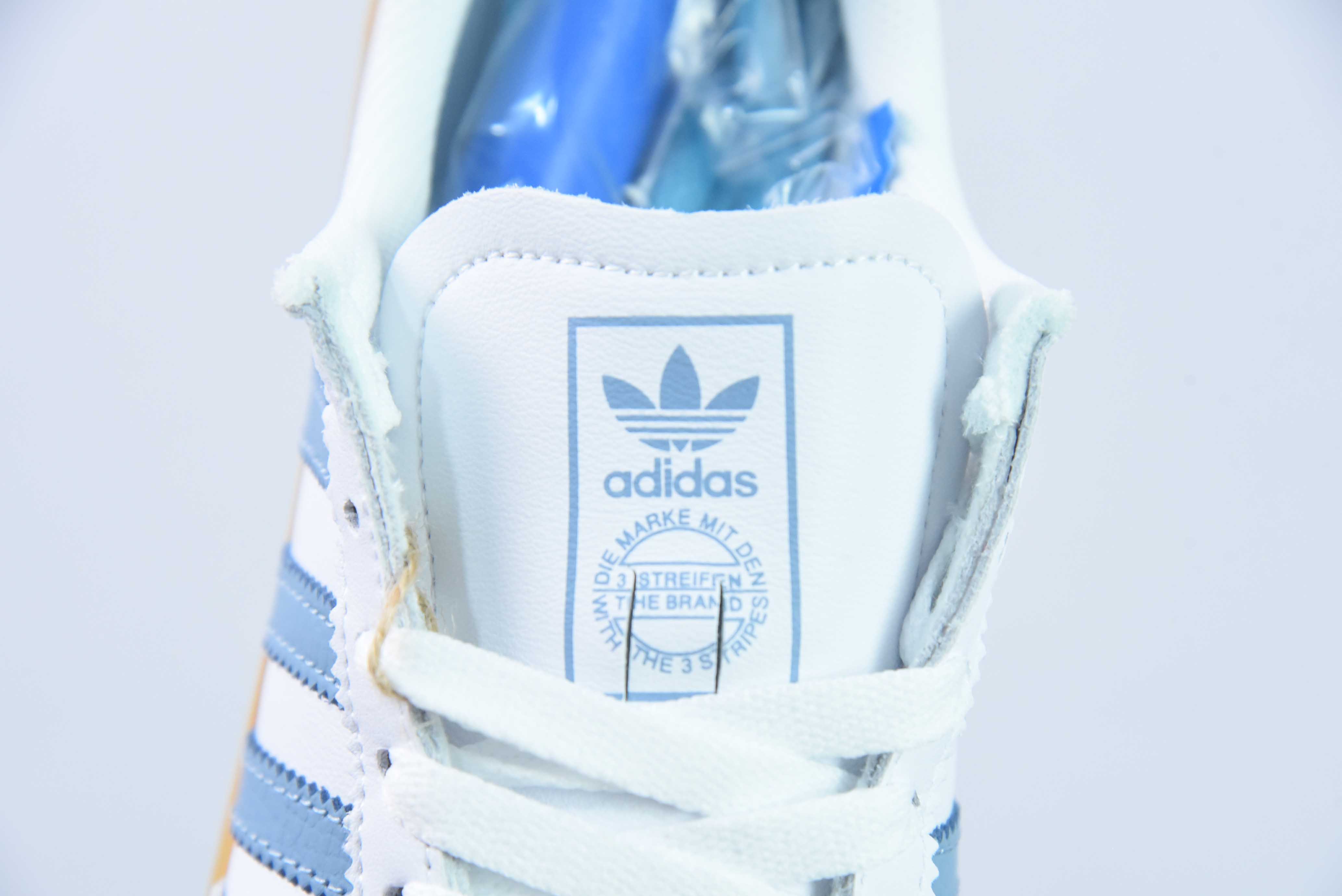 아디 AD 클로버 아디다스 오리지널스 진 로우 존스 시리즈 로우탑 레트로 트레이닝 모럴 트레이닝 스타일의 다목적 캐주얼 스포츠 조깅화 아이템 번호: F36114 사이즈: 36-45