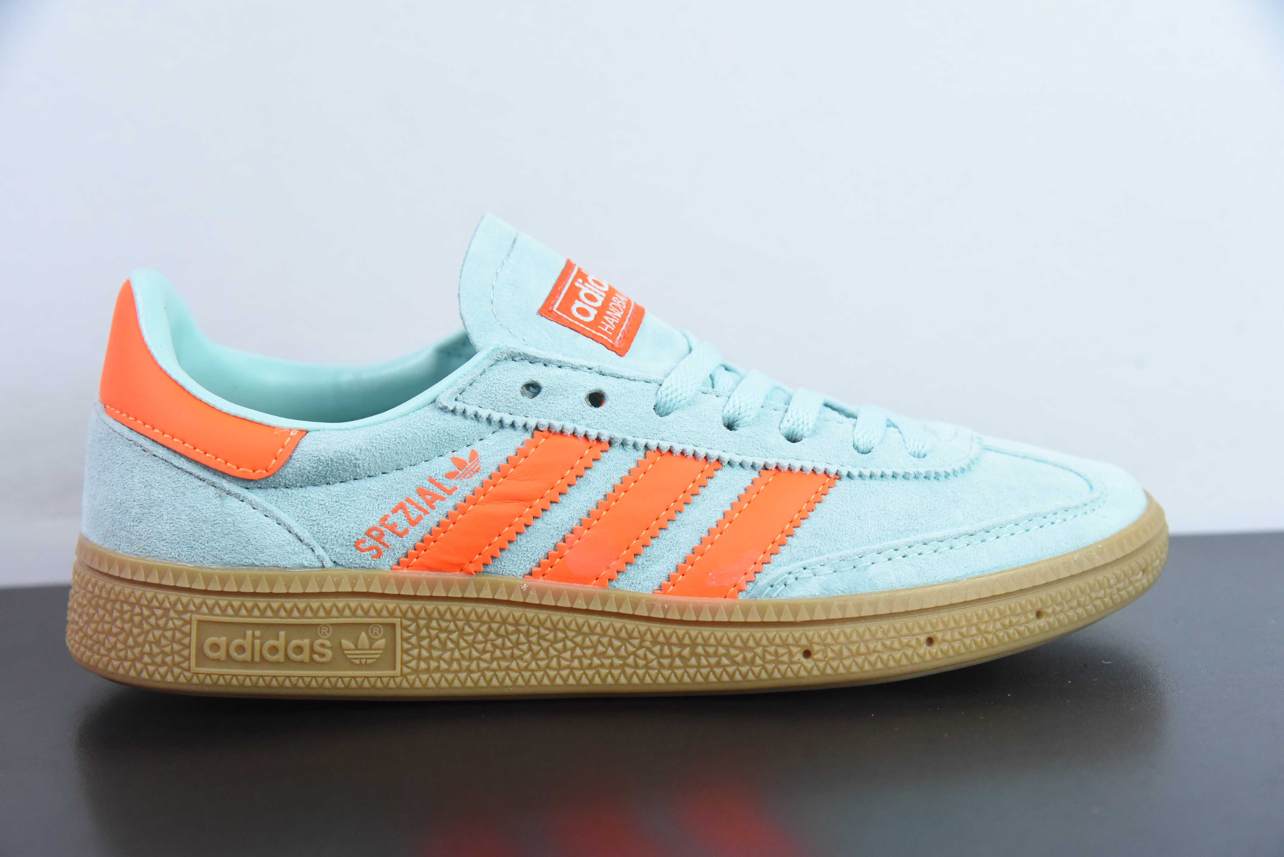 아디다스 핸드볼 스페시알 IH5374 아디다스 클래식 레트로 캐주얼 크리켓화 사이즈: 35-45