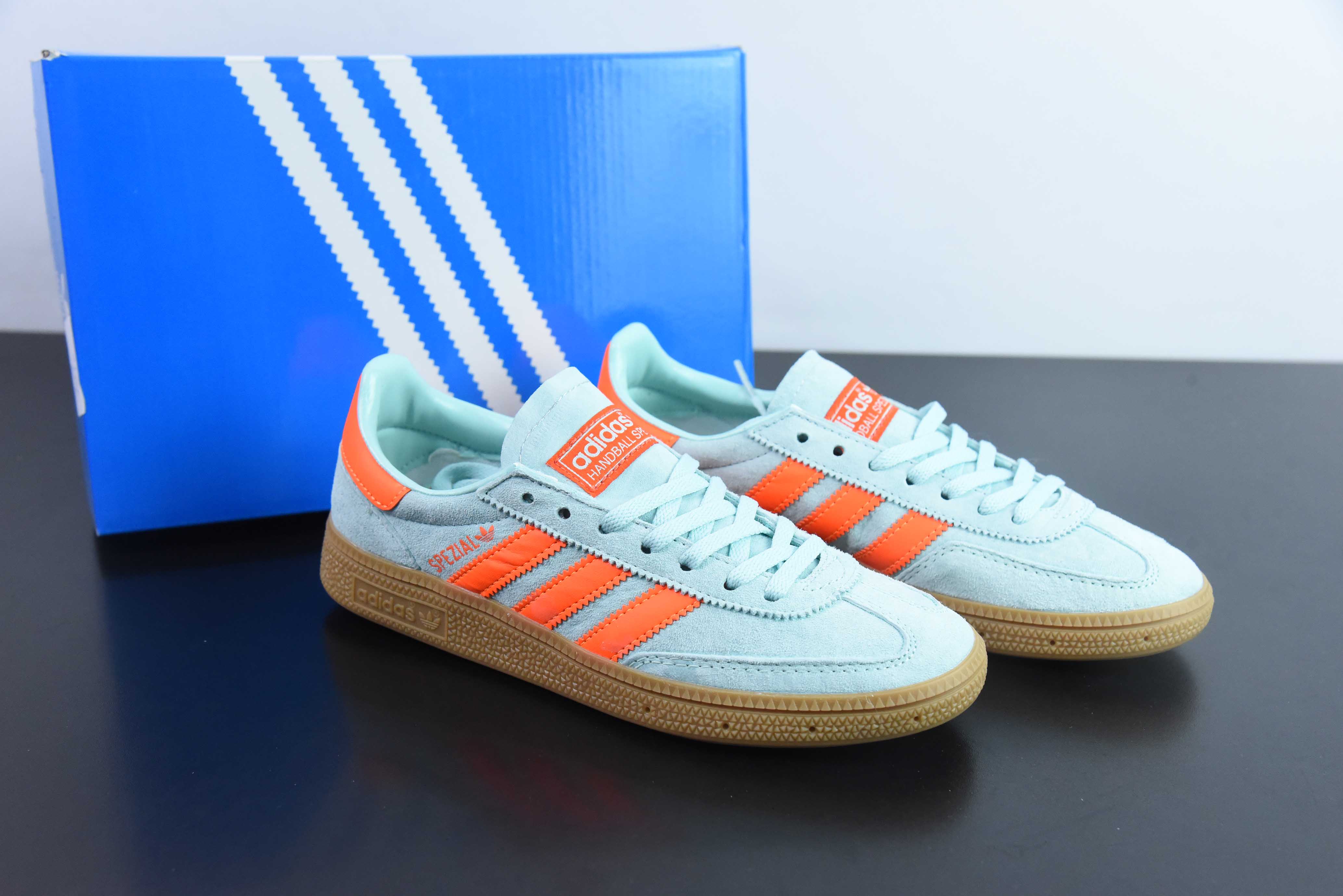 아디다스 핸드볼 스페시알 IH5374 아디다스 클래식 레트로 캐주얼 크리켓화 사이즈: 35-45