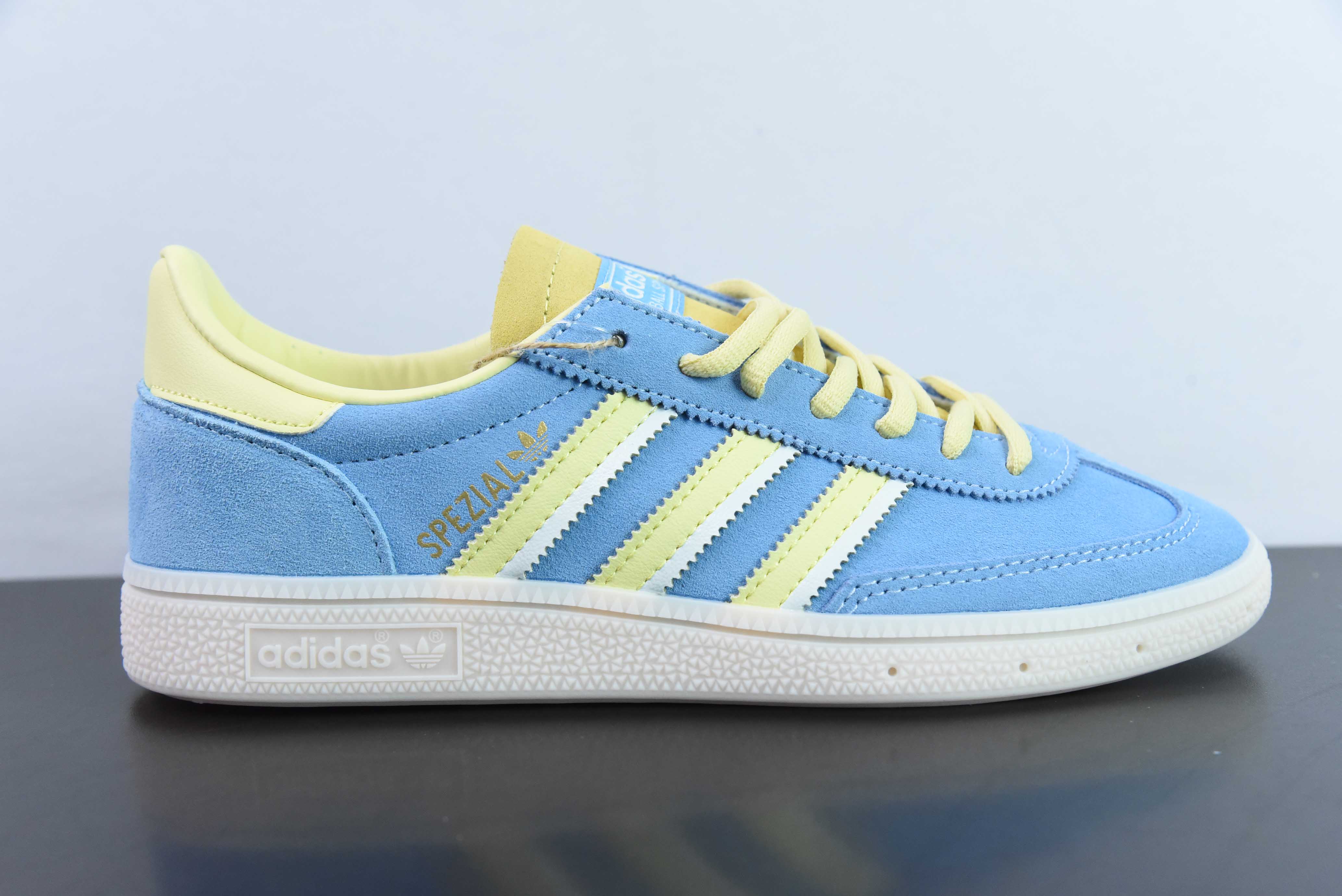 아디다스 핸드볼 스페시알 아디다스 클래식 빈티지 캐주얼 크리켓 슈즈 아이템 번호: IG6276 사이즈: 36-45