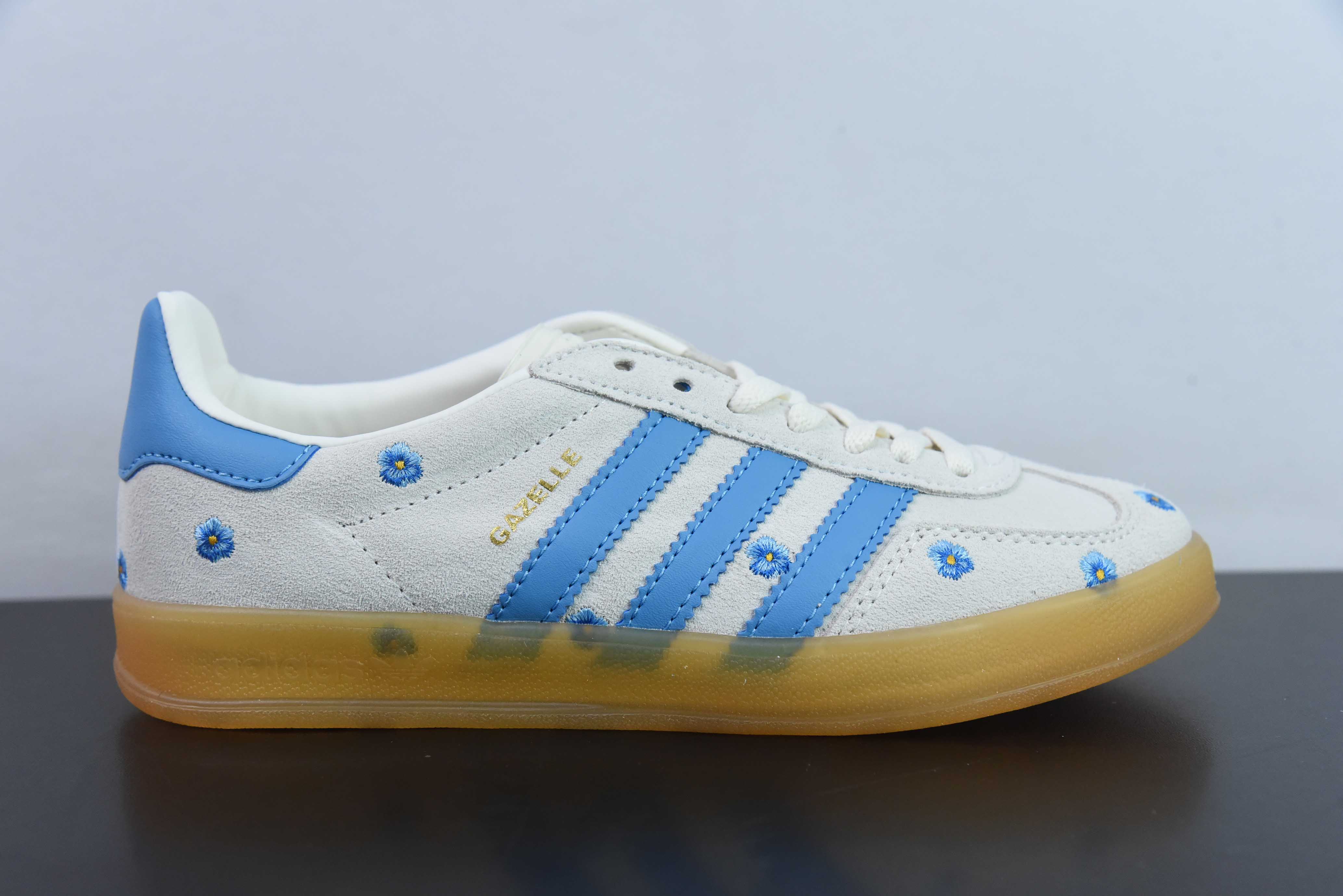 광고 오리지널 가젤 인도어 IF4491 클로버 레트로 캐주얼 슬립 방지 로우탑 보드슈즈 사이즈: 35-45