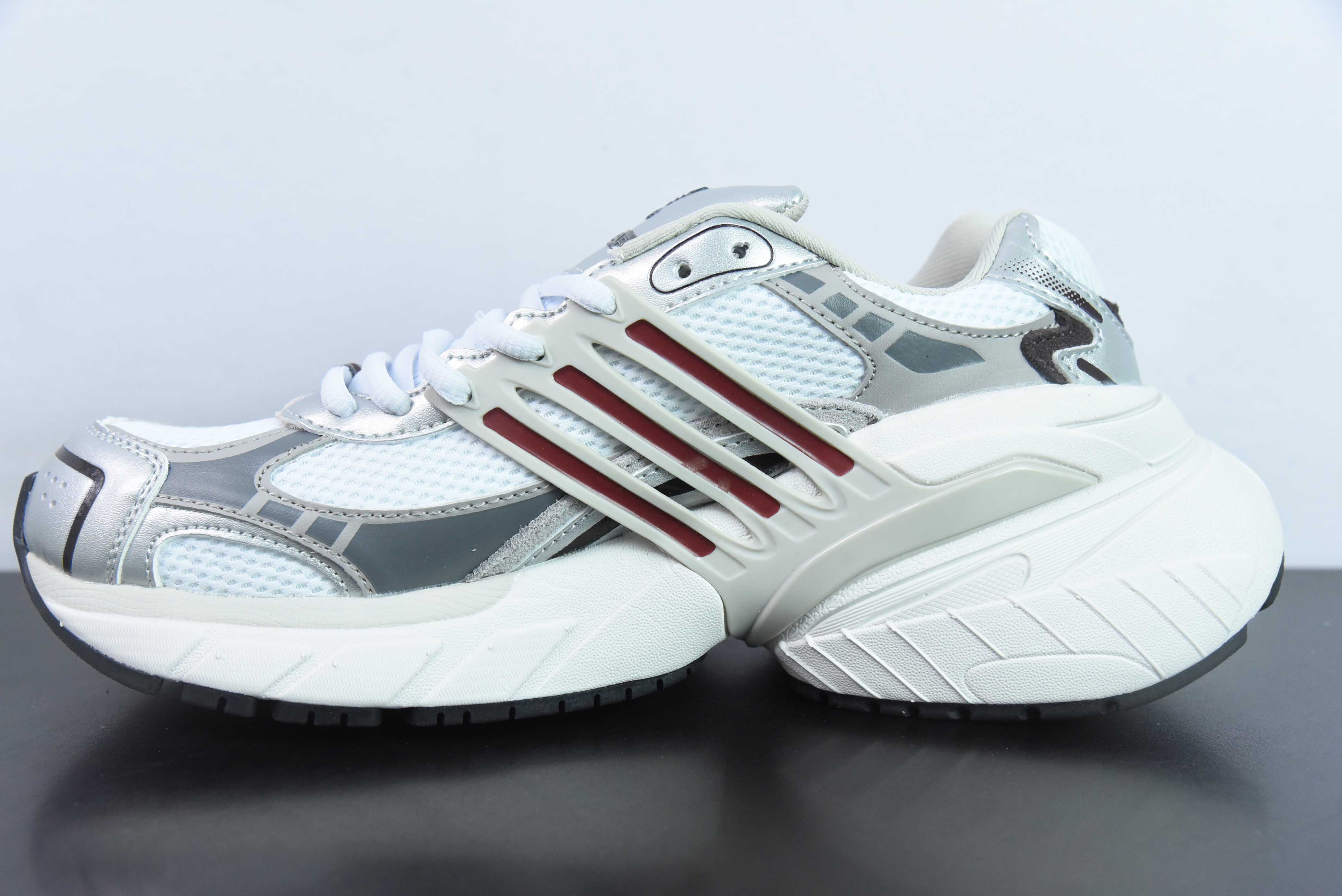 AD 아디스타 XLG IH3382 아디 컴포트 미끄럼 방지 로우탑 애슬레틱 캐주얼 운동화 사이즈: 35-45