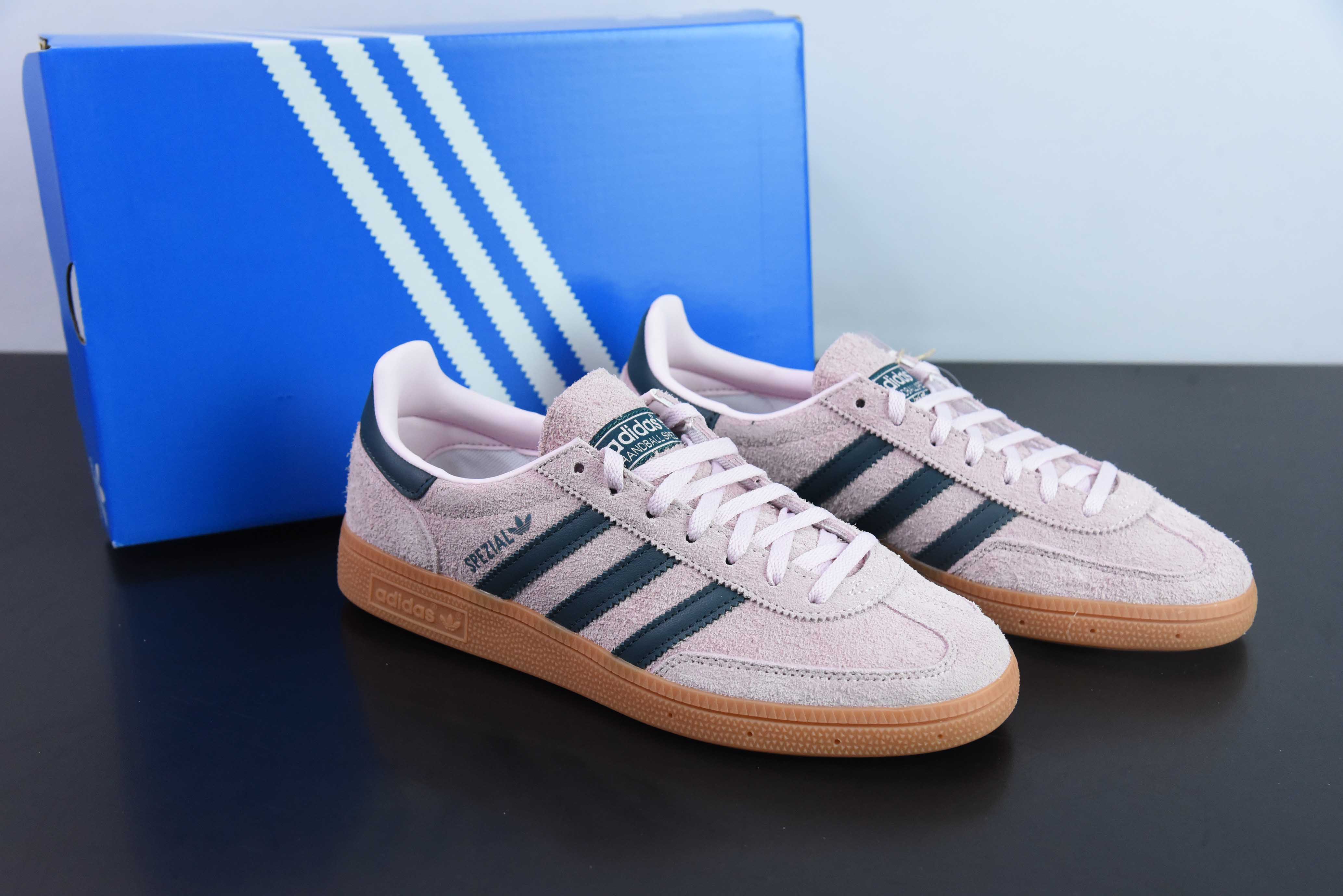 AD 오리지널스 핸드볼 SPZL 핸드볼 플레이어 시리즈 다용도 캐주얼 트레이너 핑크 블랙 아이템: IF6561 사이즈: 36-45