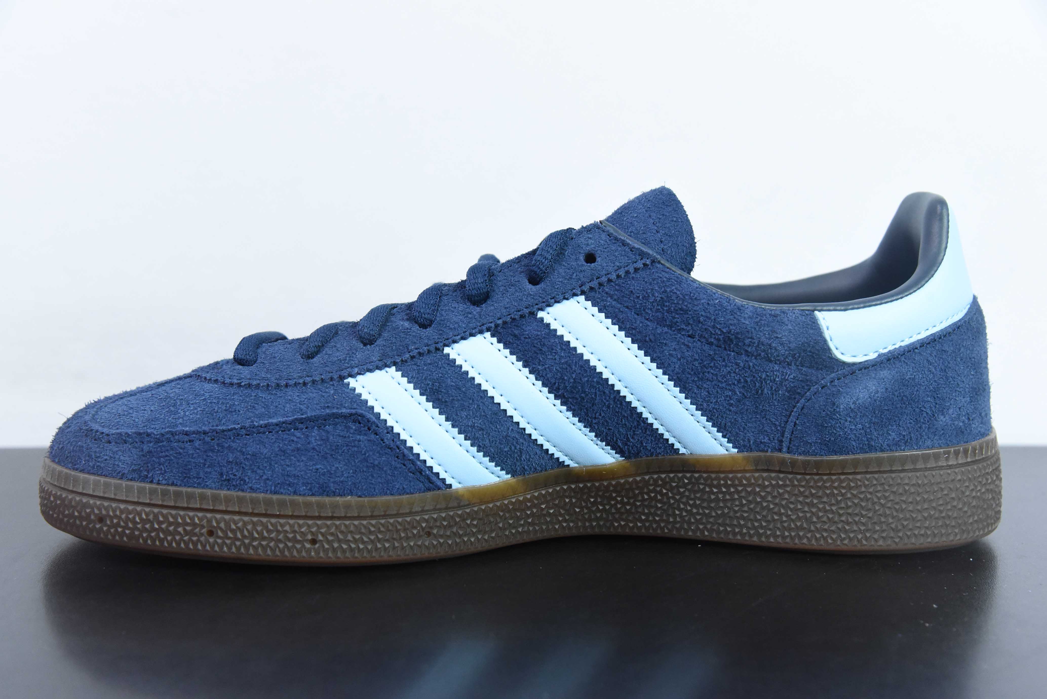 AD 오리지널스 핸드볼 SPZL 핸드볼 플레이어 시리즈 캐주얼 스포츠화 핑크 블랙 아이템: BD7633 사이즈: 36-45