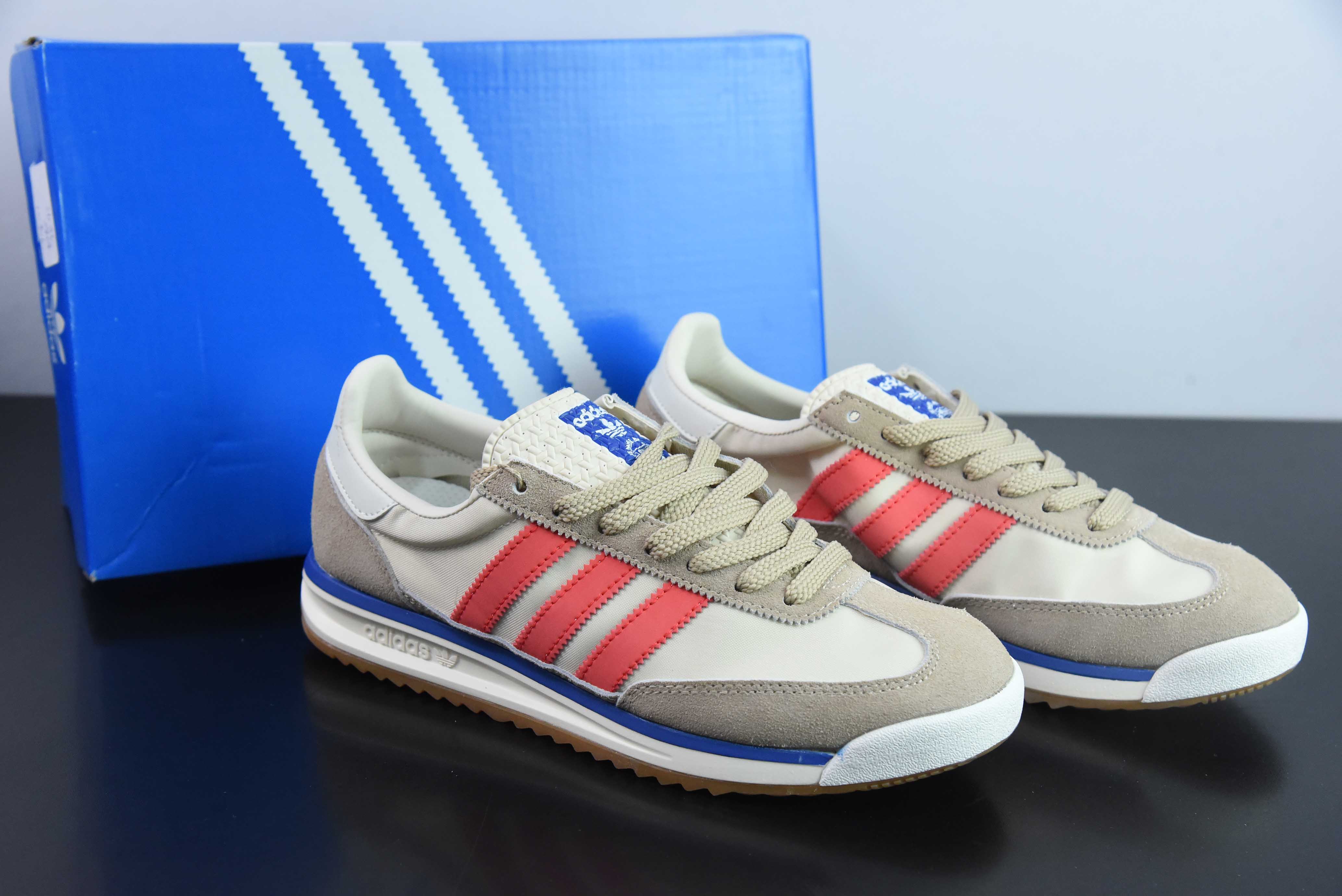 AD 오리지널스 SL 72 RS 아디 캐주얼 논슬립 내마모성 로우탑 보드숏 아이템: H02077 사이즈: 36-45