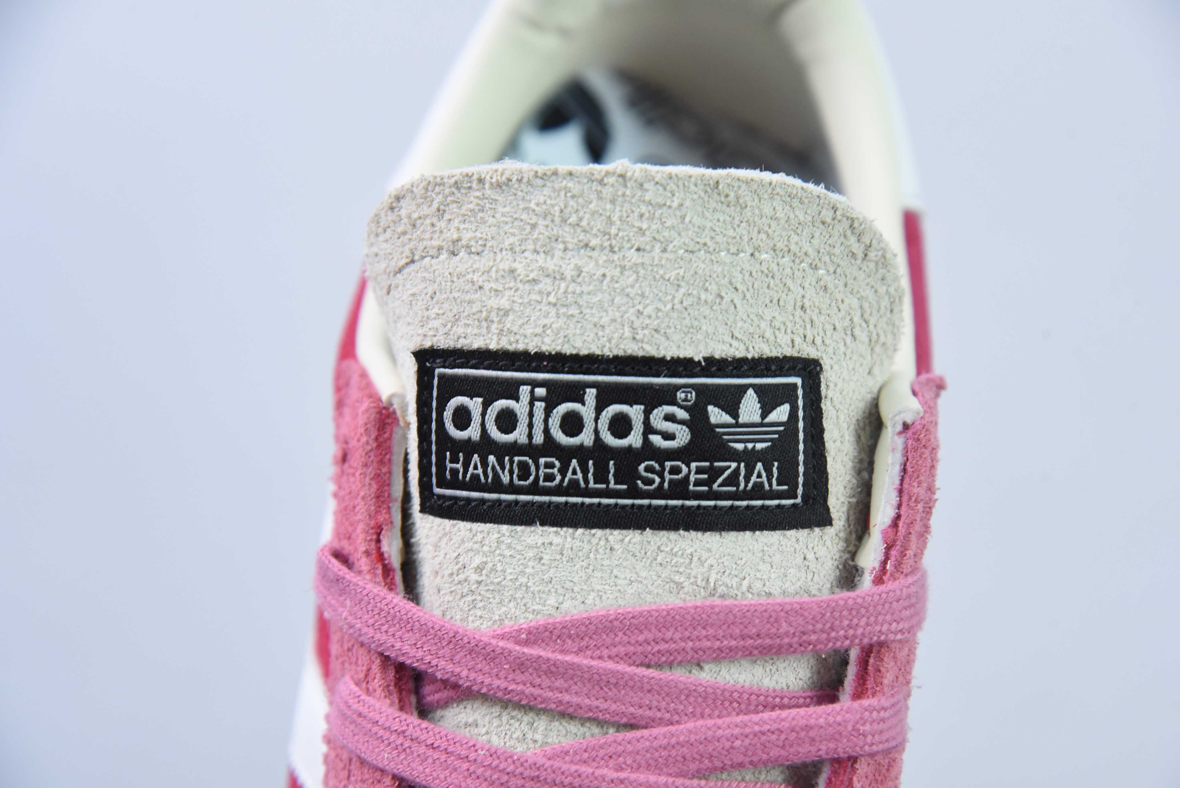 아디다스 핸드볼 스페시알 샴록 핸드볼 스페셜 에디션 성 패트릭 데이 공동 브랜드 품목 번호: IF6562 사이즈: 36-45