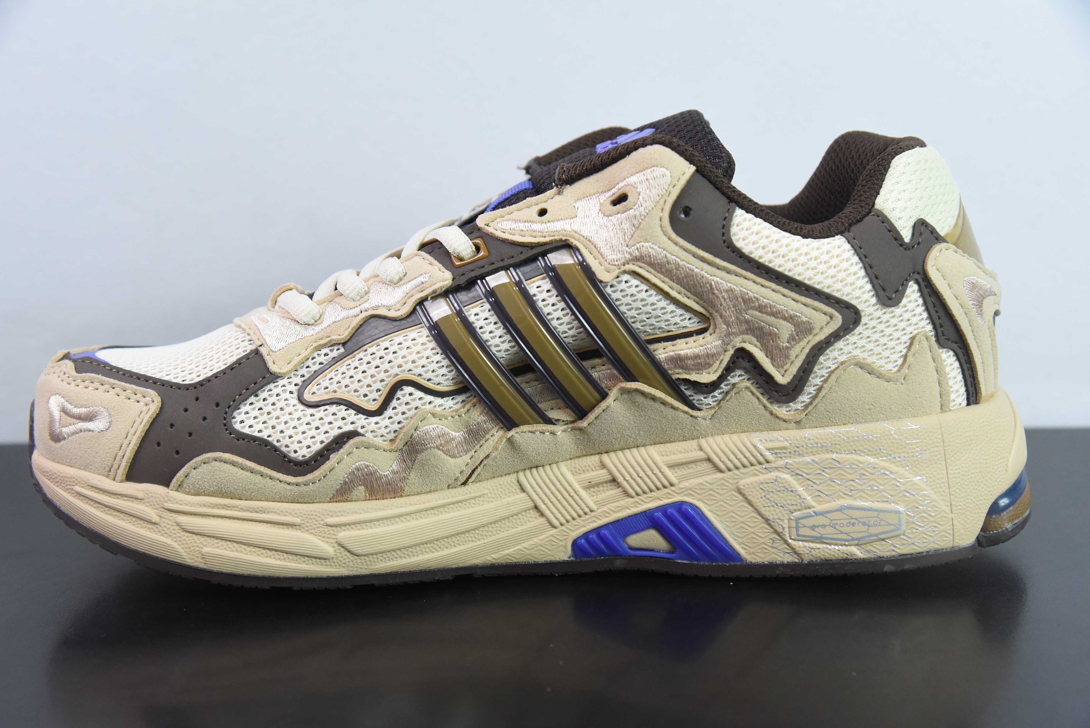 배드 버니 × 아디다스 오리지널스 응답 CL 아이템 번호: ID0780 사이즈: 36-45