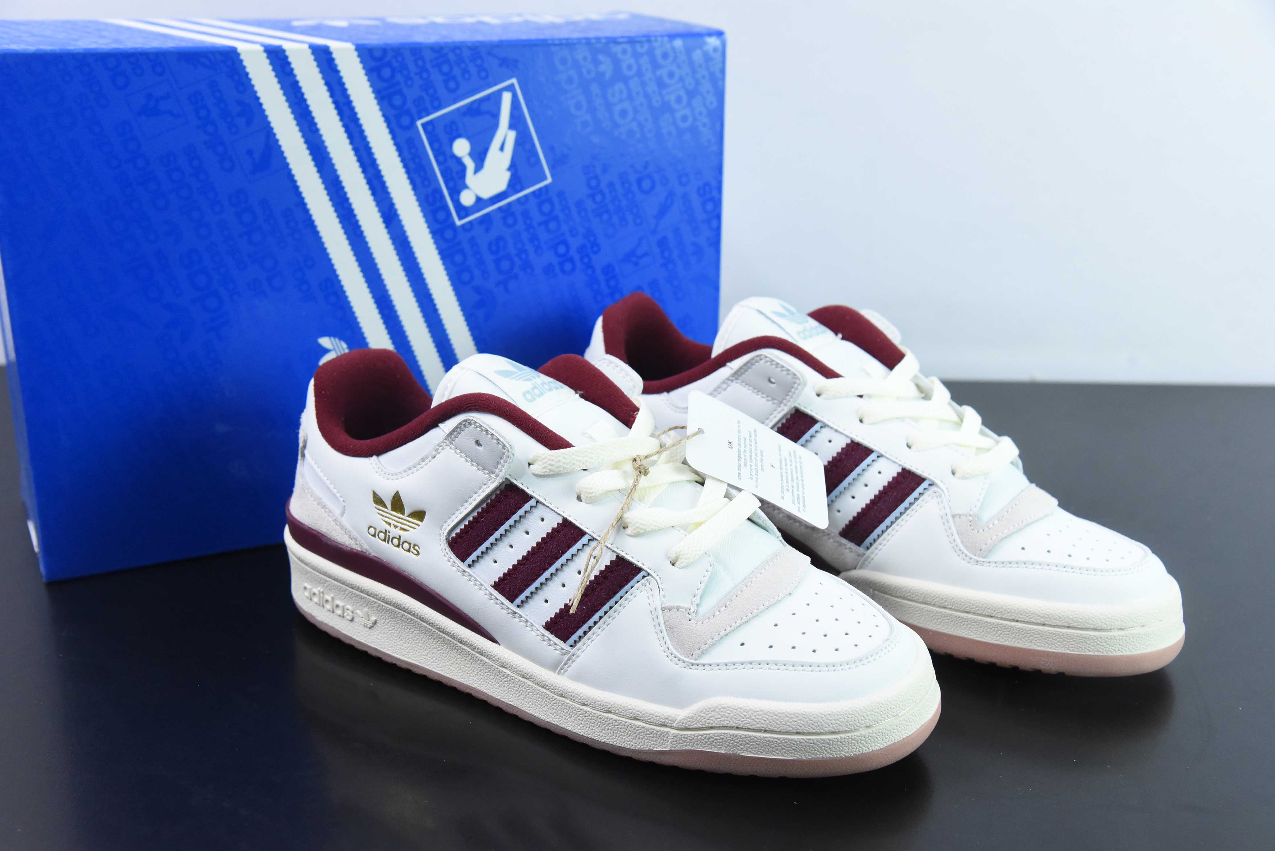 아디다스 포럼 전시 로우 클로버 로우 스테이트 클래식 벨크로 복고풍 신발 남녀 트렌드 헤드 레이어 가죽 캐주얼 신발 아이템: IG3965 사이즈: 36-45