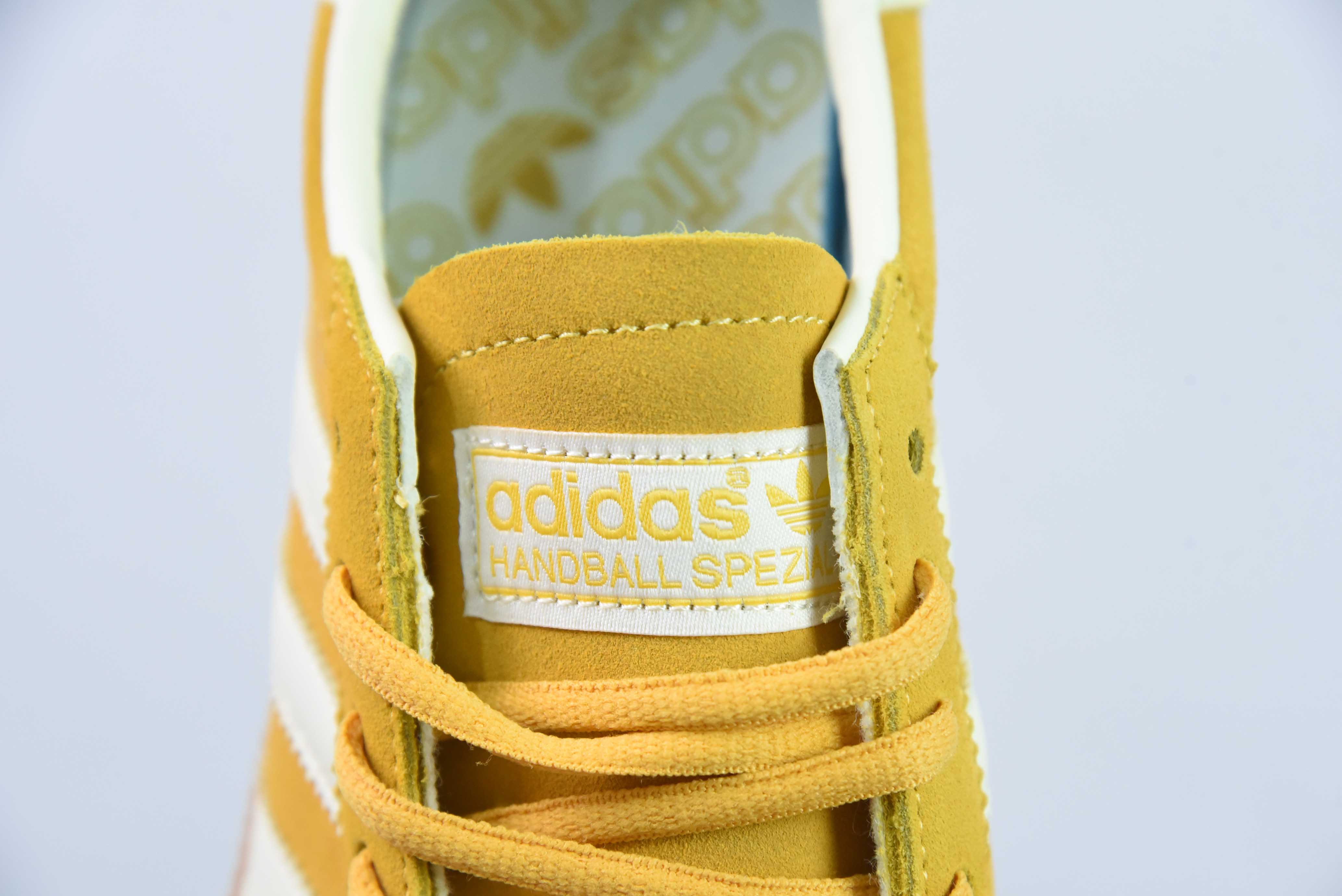 아디다스 핸드볼 스페시알 아디다스 클래식 빈티지 캐주얼 슈즈 상품 번호: IF7088 사이즈: 36-45