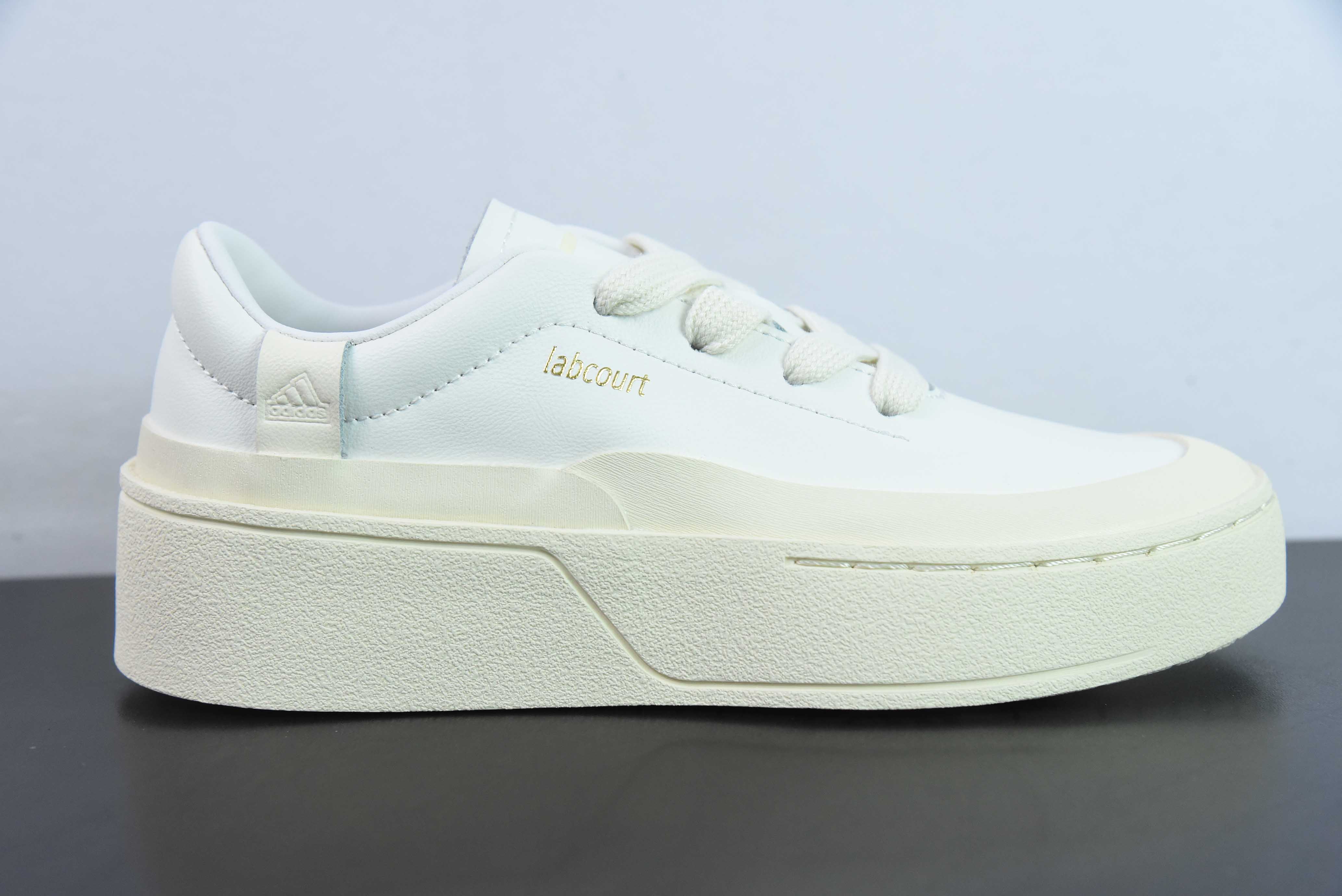 아디다스 랩코트 다용도 캐주얼 이지 컴포트웨어 통기성 로우탑 보드숏 아이템: IF1709 사이즈: 36-45