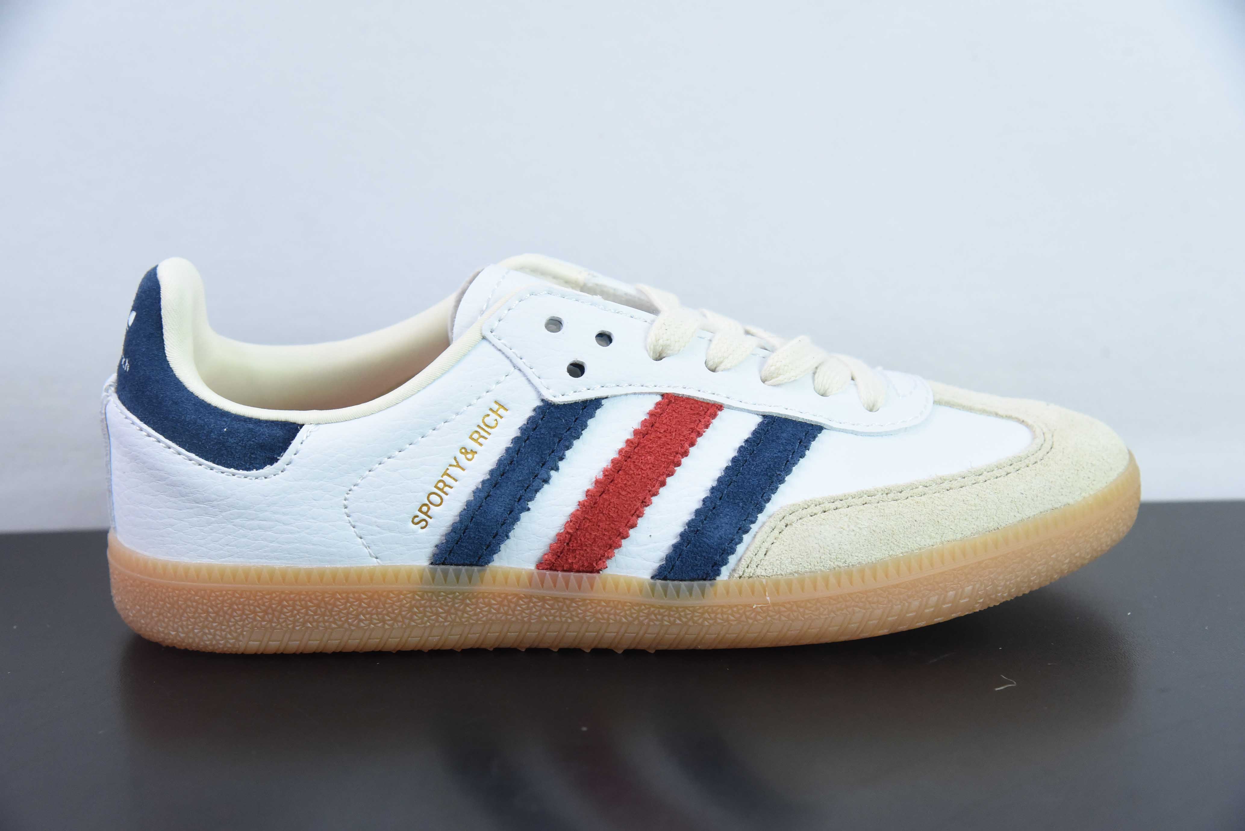 스포티 & 리치 x 아디다스 오리지널스 삼바 오그드로 썸머 게임 팩 미끄럼 방지 내마모성 로우탑 보드화 남성용 및 여성용 화이트 블루 레드 IH8338 사이즈: 35-45
