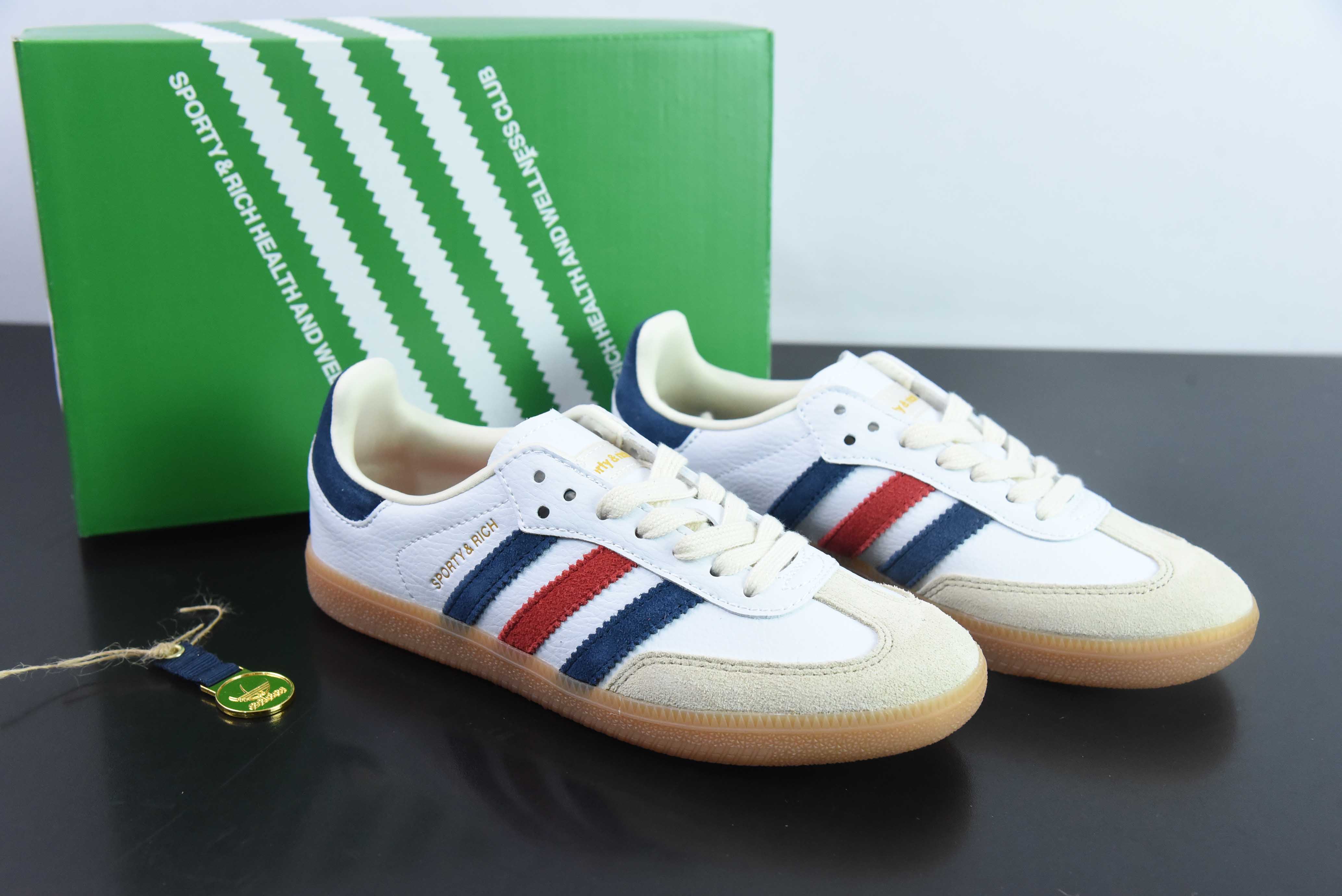 스포티 & 리치 x 아디다스 오리지널스 삼바 오그드로 썸머 게임 팩 미끄럼 방지 내마모성 로우탑 보드화 남성용 및 여성용 화이트 블루 레드 IH8338 사이즈: 35-45