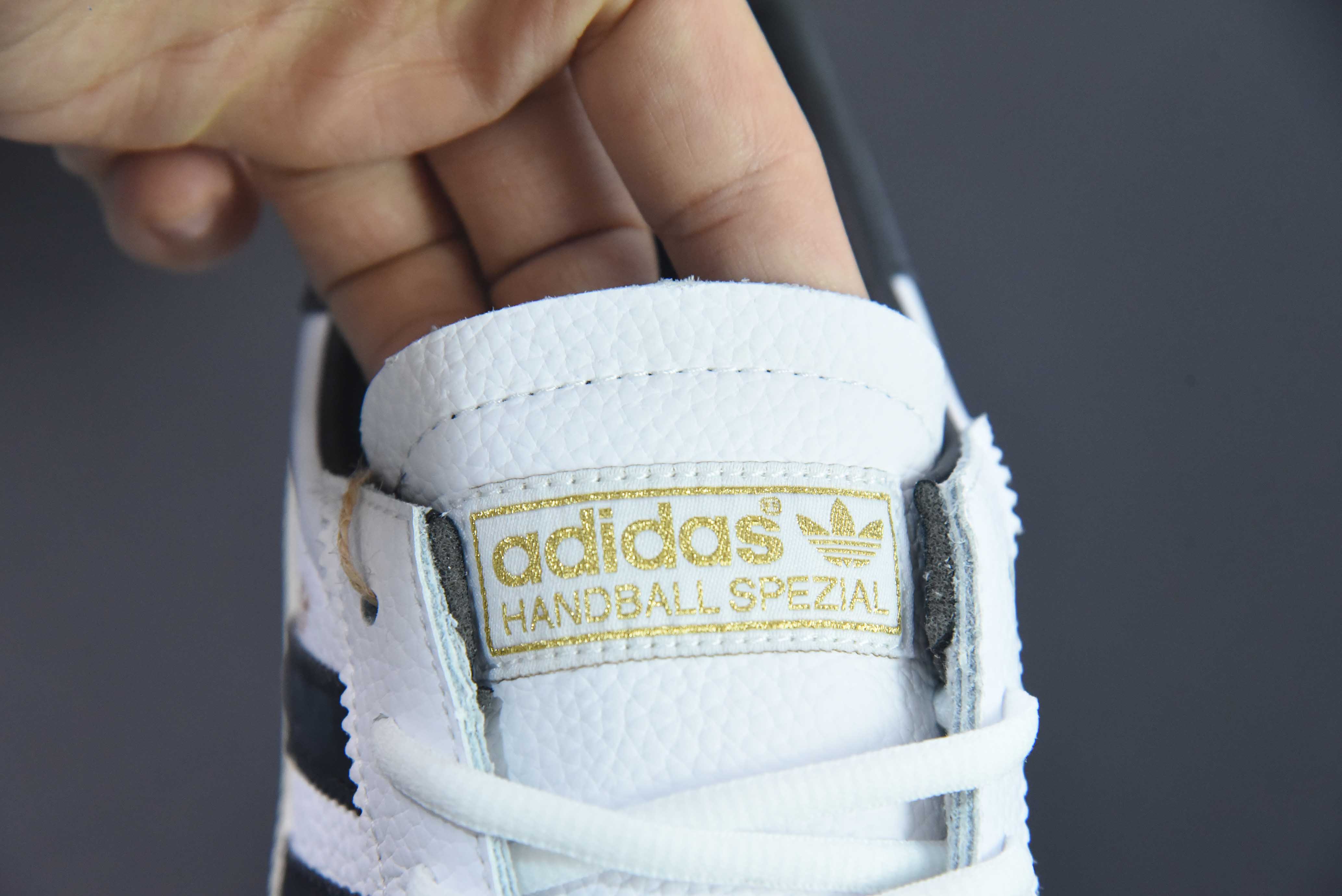 아디다스 핸드볼 스페시알 클로버리프 슈즈 내마모성이 뛰어난 가벼운 캐주얼 보드숏 아이템: IF3741 사이즈: 36-45