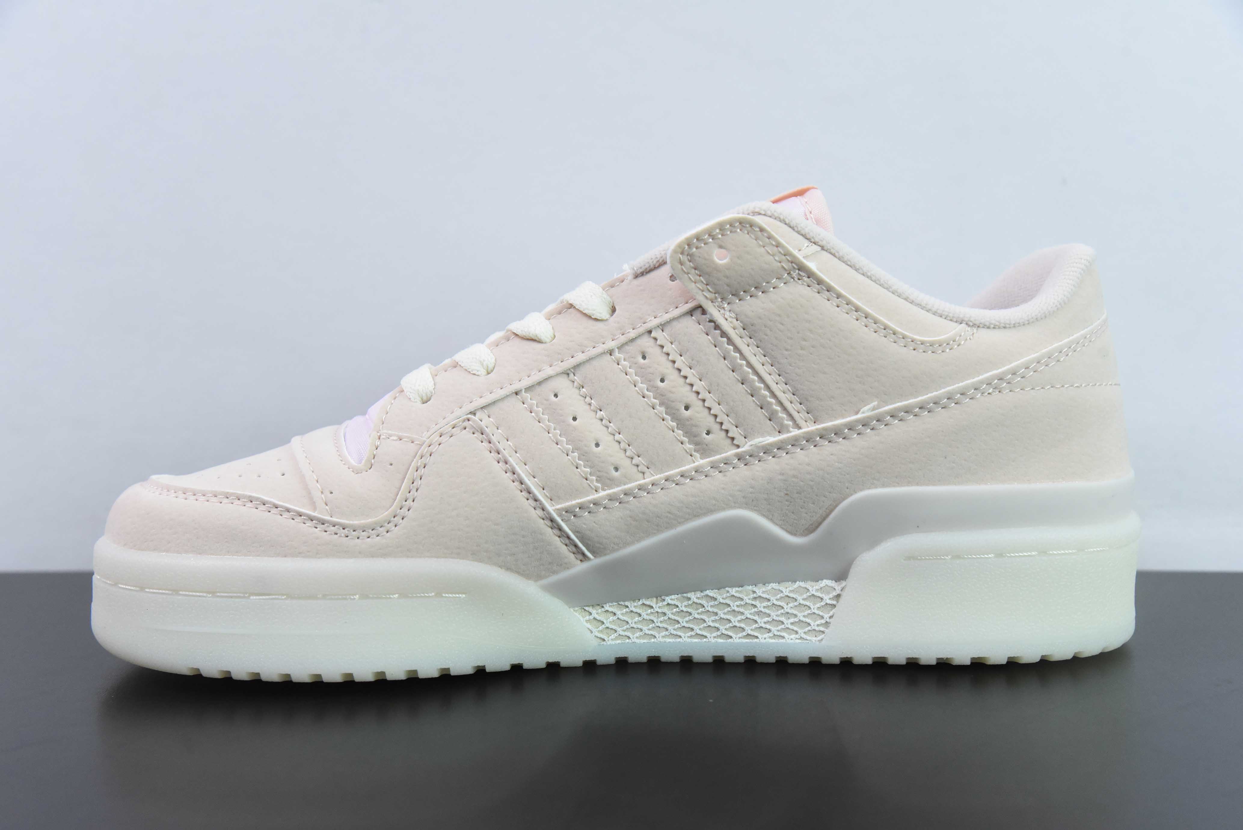 아디다스 포럼 로우 CL 샴록 로우 스테이트 로터스 루트 핑크 클래식 벨크로 레트로 보드 슈즈 아이템 번호: IG3690 사이즈: 36-45