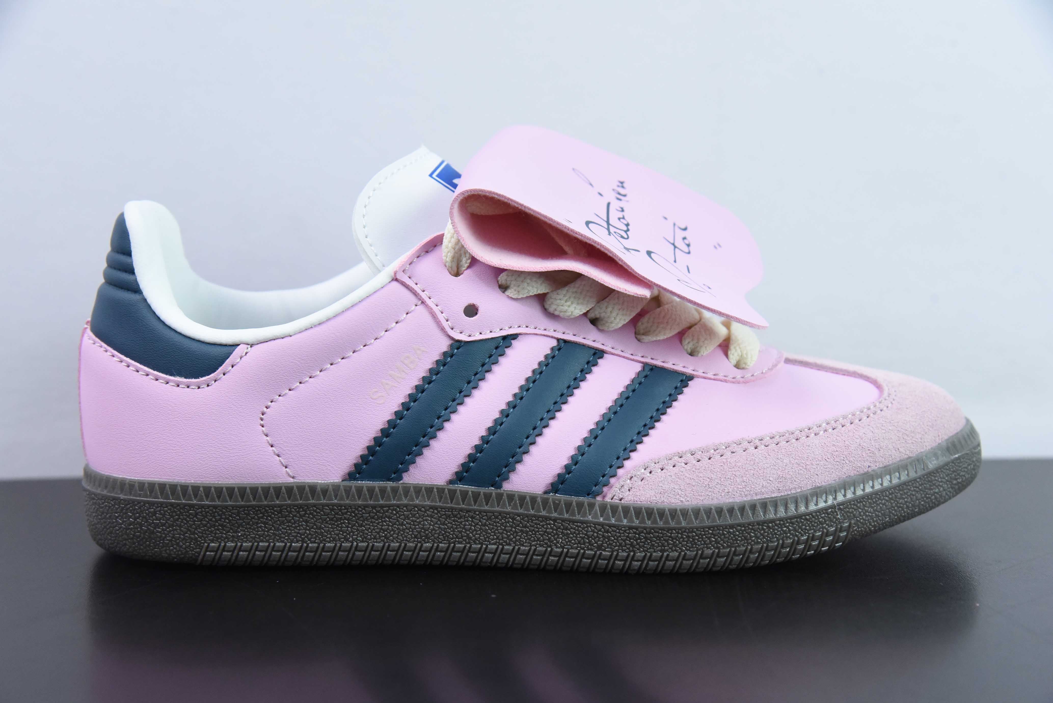 AD 오리지널 삼바 OG 레트로 클래식 경량 보드숏 아이템 번호: B75806 사이즈: 36-45