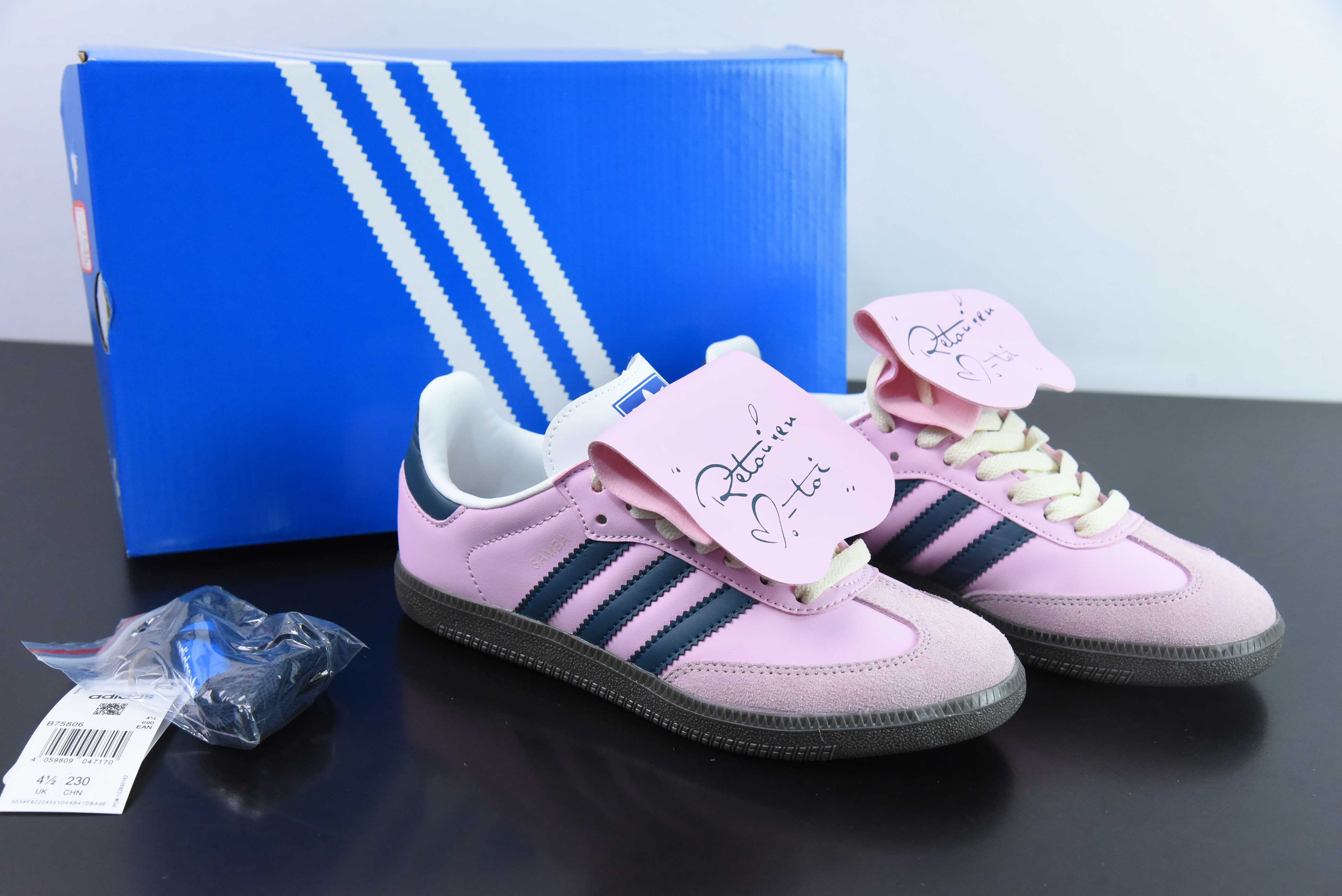 AD 오리지널 삼바 OG 레트로 클래식 경량 보드숏 아이템 번호: B75806 사이즈: 36-45