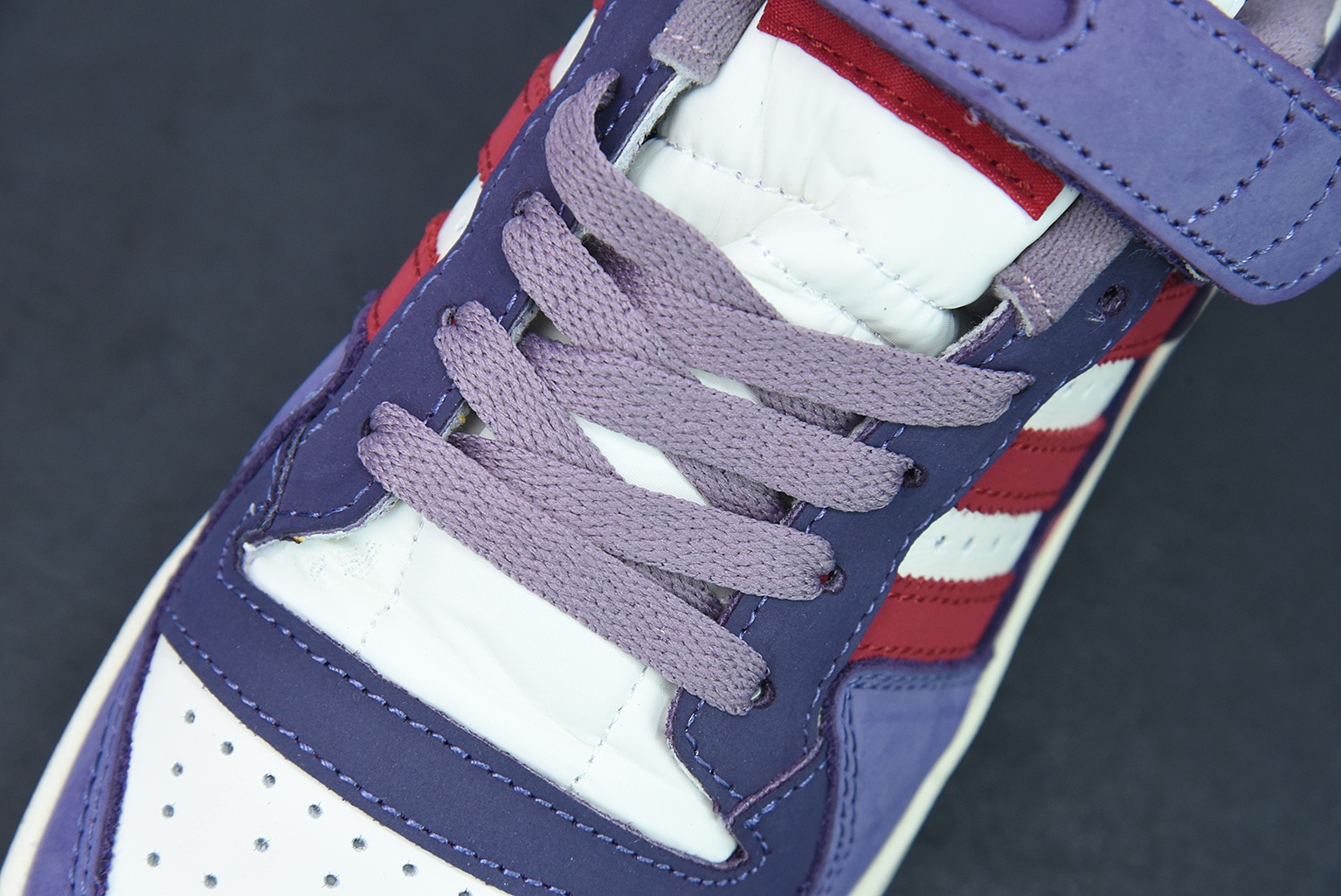 아디다스 오리지널스 포럼 84 로우 로우탑 트렌드 캐주얼 트레이너 AD 84 라즈베리 퍼플 벨크로 아이템: GX4540 사이즈: 36-45