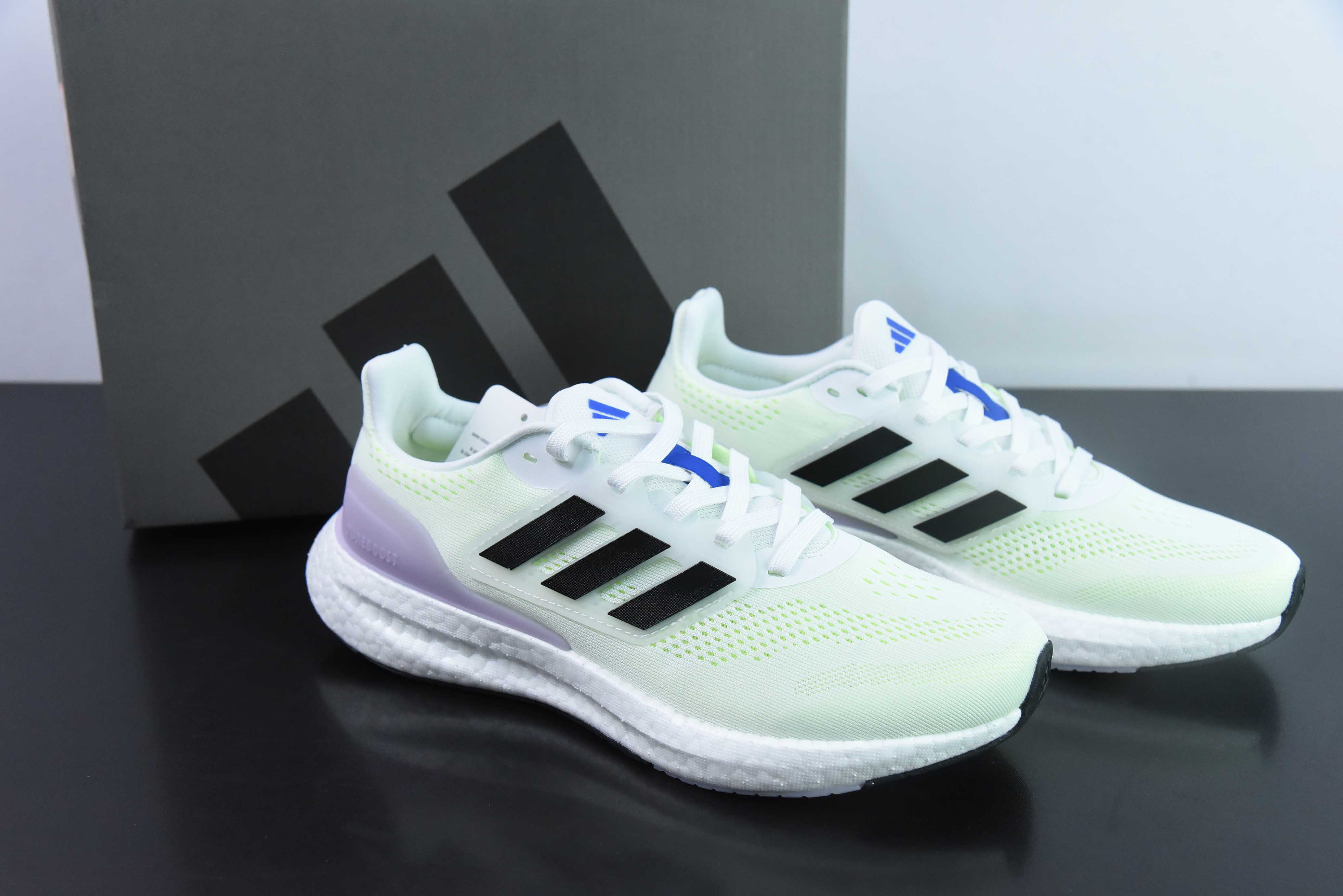 AD 퓨어부스트 23 아디 심플 경량 통기성 팝콘 캐주얼 러닝화 아이템 IF2398 사이즈 36-45