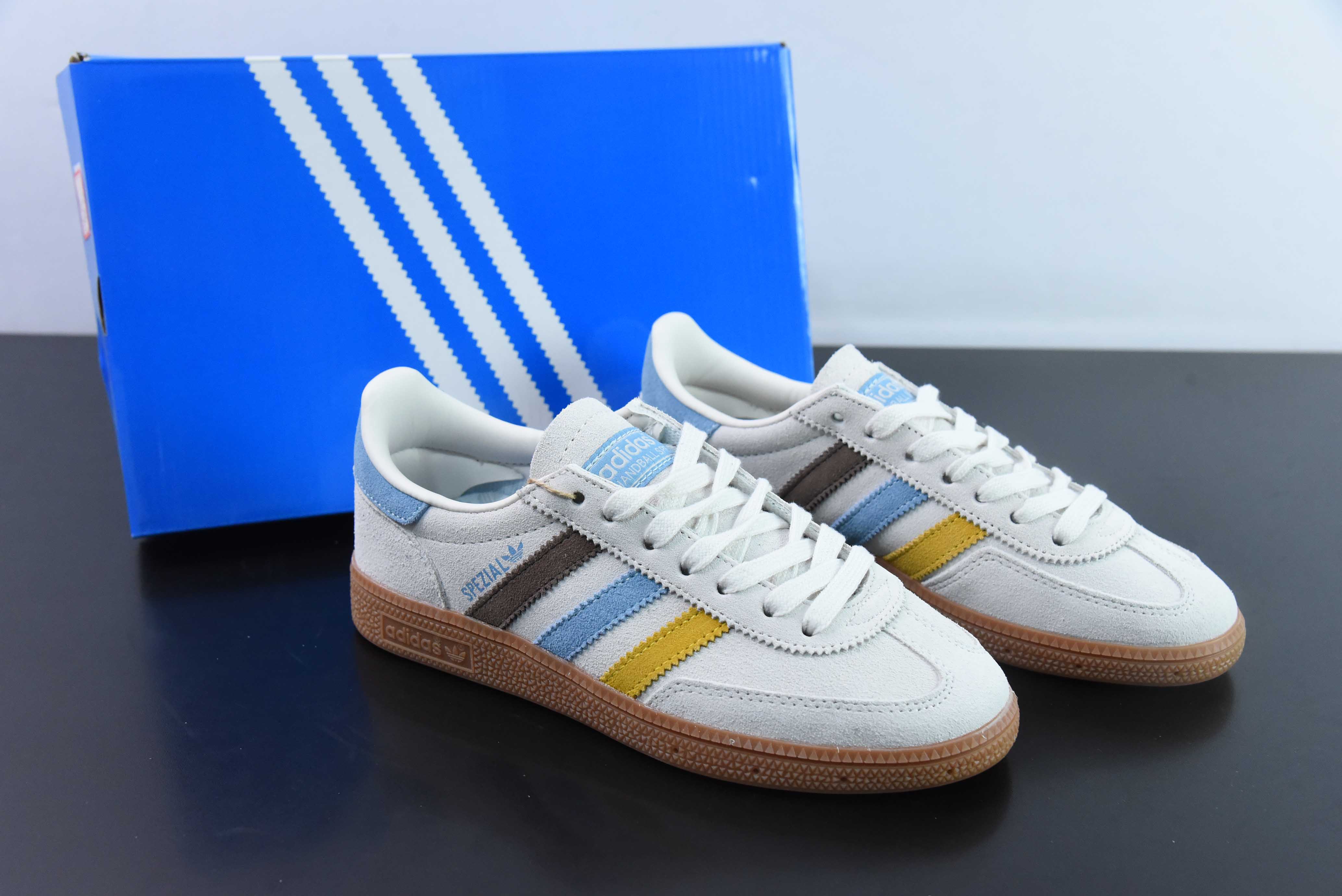아디다스 핸드볼 스페시알 아디다스 클래식 빈티지 캐주얼 슈즈 아이템 번호: IG1975 사이즈 36-45
