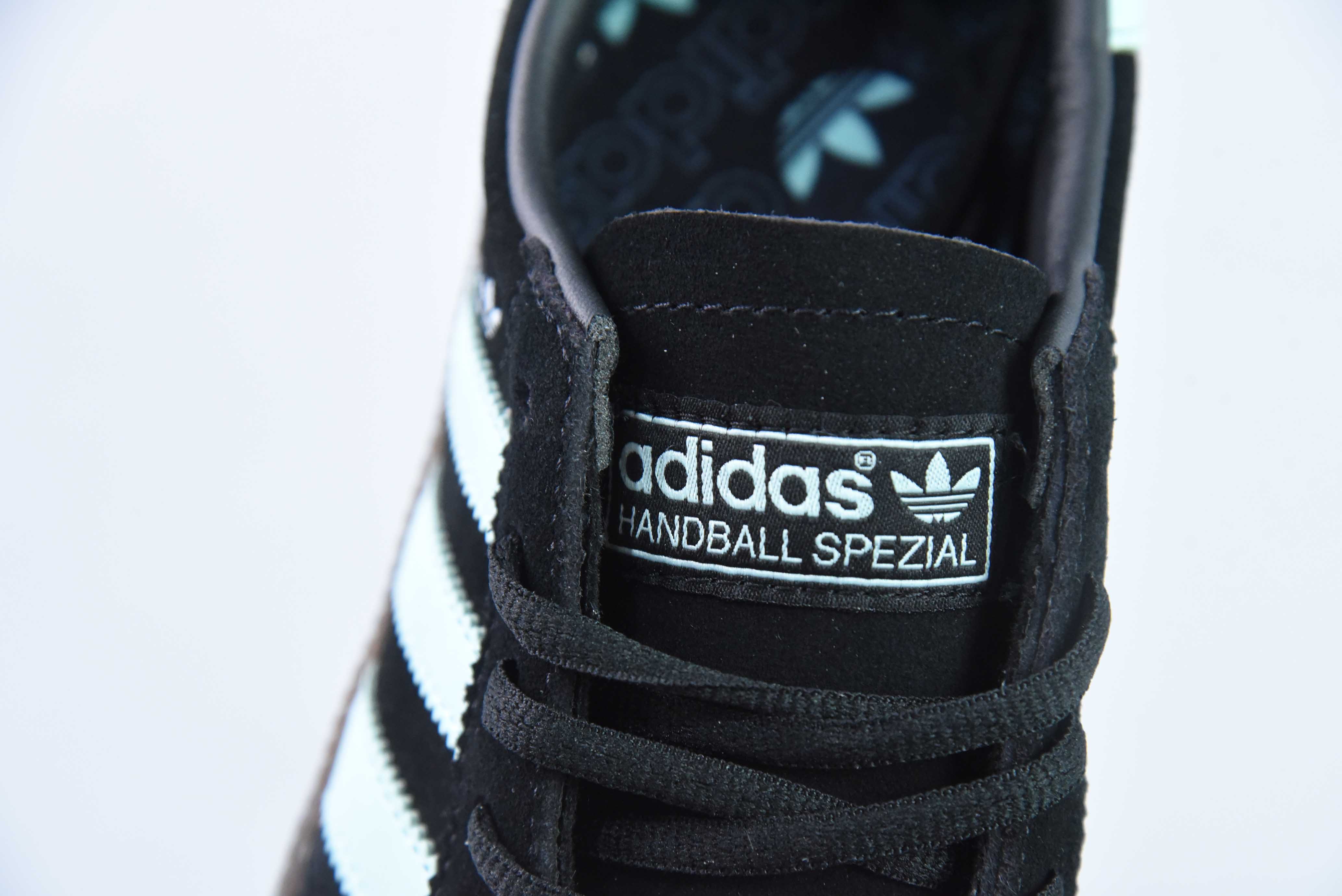 아디다스 클로버 드 트레이닝 슈즈 아디다스 오리지널스 핸드볼 Spzl 내마모성 로우탑 크리켓 슈즈 SP 블랙 블루 아이템 번호: IH7491 사이즈: 36-45