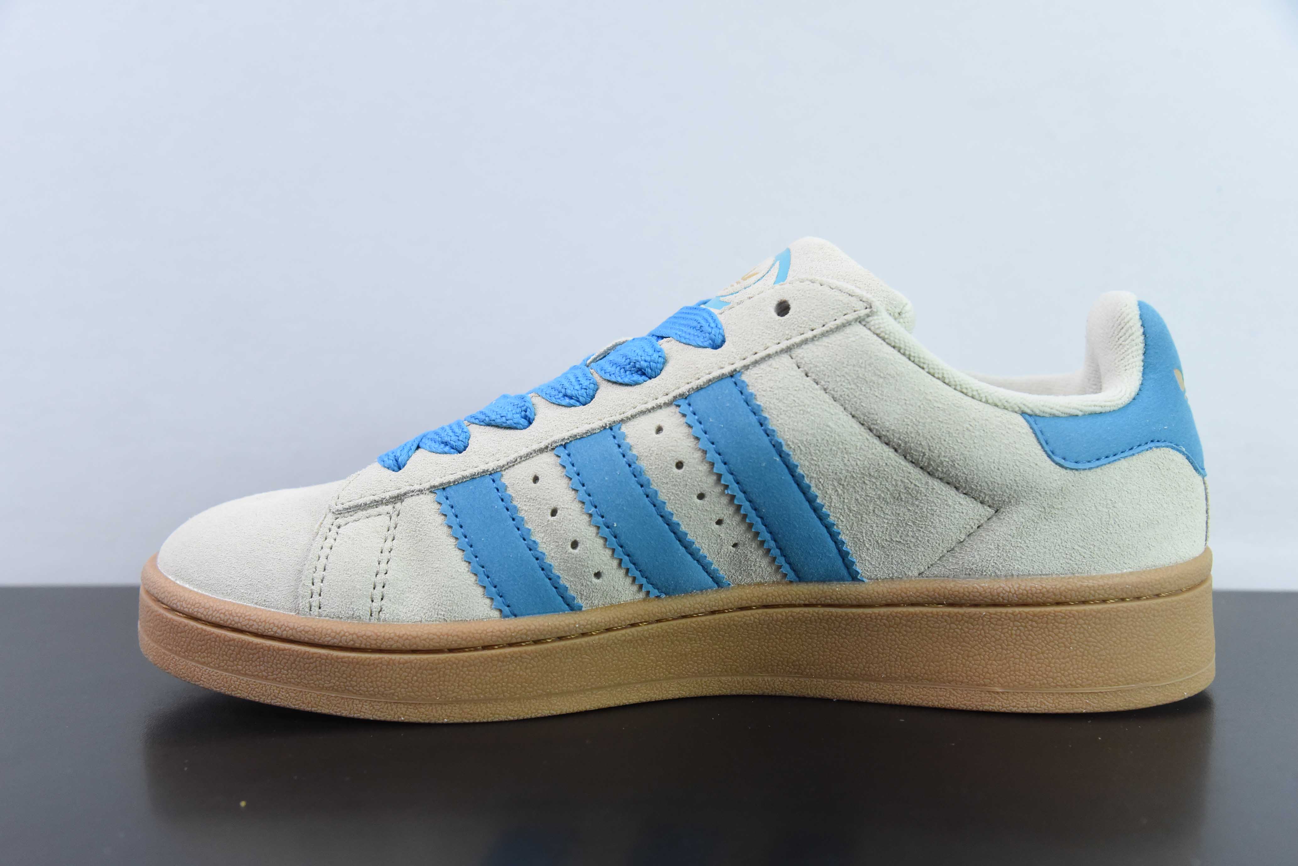 AD 오리지널스 캠퍼스 00년대 IE5588 대학 시리즈 브레드 스타일 레트로 캐주얼 스니커즈 사이즈: 36 36.5 37 38 38.5 39 40 40.5 41 42 42.5 43 44 45