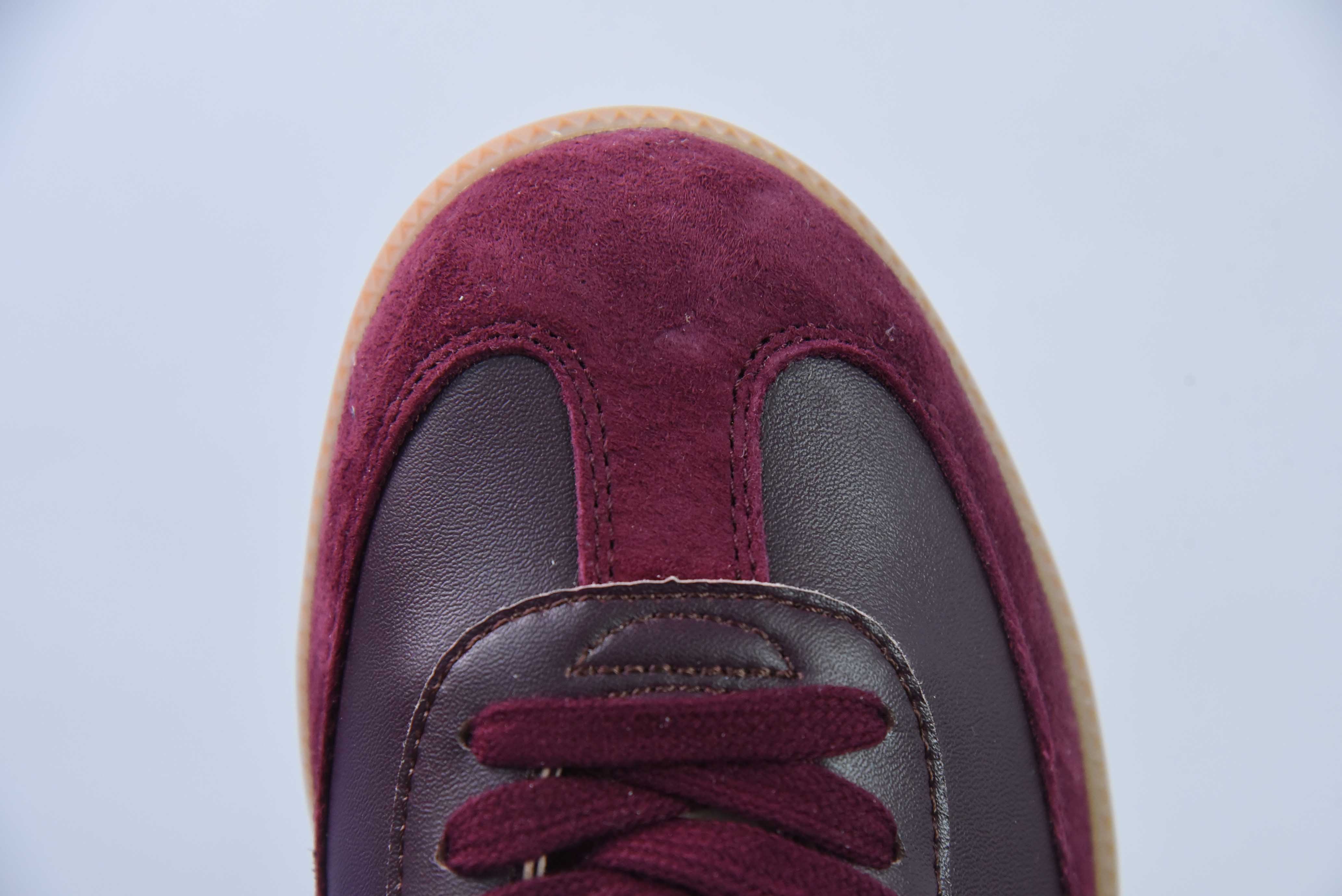 아디다스 오리지널스 삼바 OG 삼바 OG 삼바 시리즈 신사 독일 트레이닝 축구 스타일 로우탑 캐주얼 스니커즈 버건디 브라운 품목 번호: ID0477 사이즈: 35-45