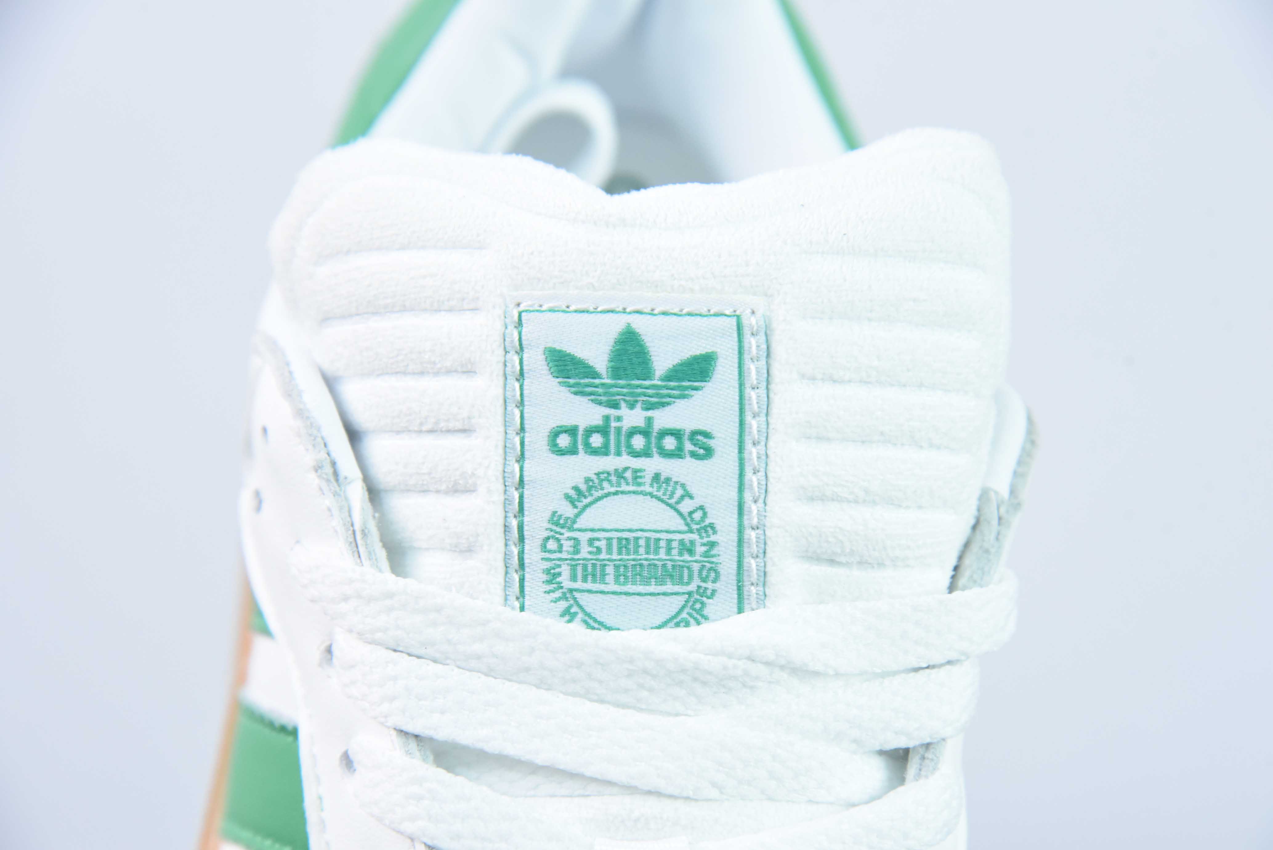 삼바 XLG 화이트 블랙   검삼바 댄스 증가 독일 훈련 바람 백 매치 머핀 캐주얼 스포츠 신발 시리즈의 두꺼운 바닥 버전 항목 번호 : IE1375 크기 : 36-45