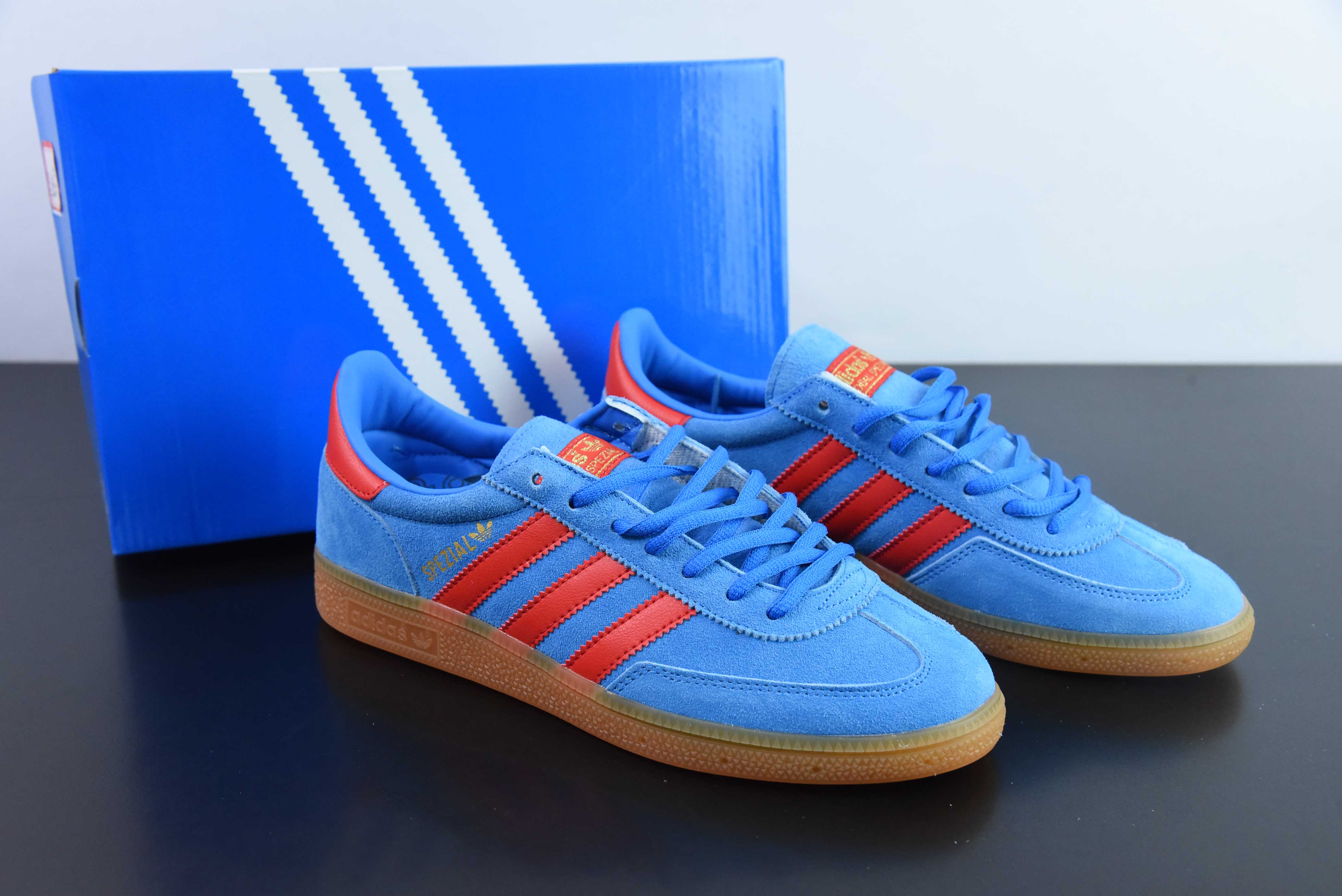 아디다스 아디다스 오리지널스 핸드볼 SPZL 핸드볼 운동화 시리즈 텀블 블루 레드 러버 솔 제품 번호: FX5675 사이즈: 36-45