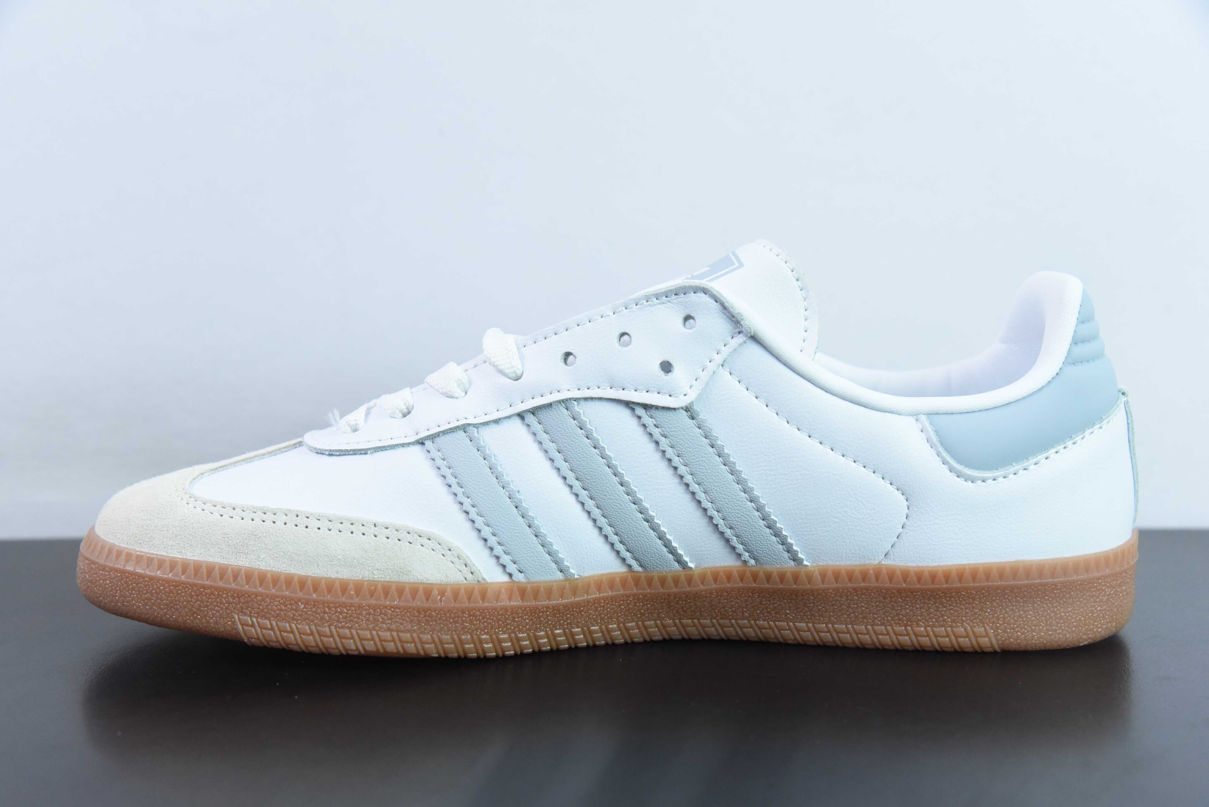 AD 오리지널스 삼바 편안한 미끄럼 방지 내마모성 로우탑 보드 슈즈 아이템: IE0877 사이즈: 36-45