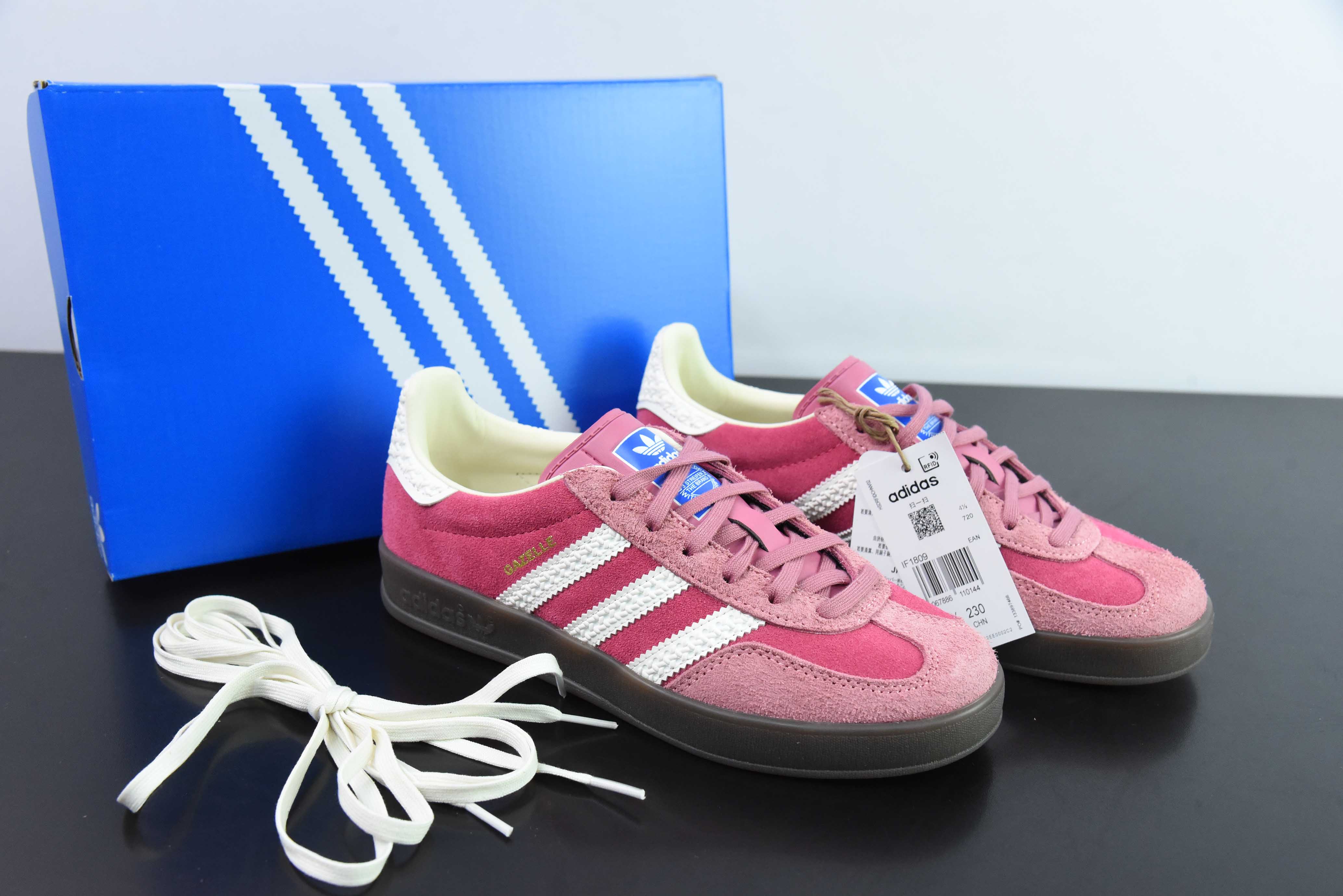 AD 가젤 실내 트레이너 레트로 백 백 매칭 캐주얼 스포츠 독일 트레이닝 스타일 보드 슈즈 스트로베리 베어의 올바른 버전 아이템 번호: IF1809 사이즈: 36-39