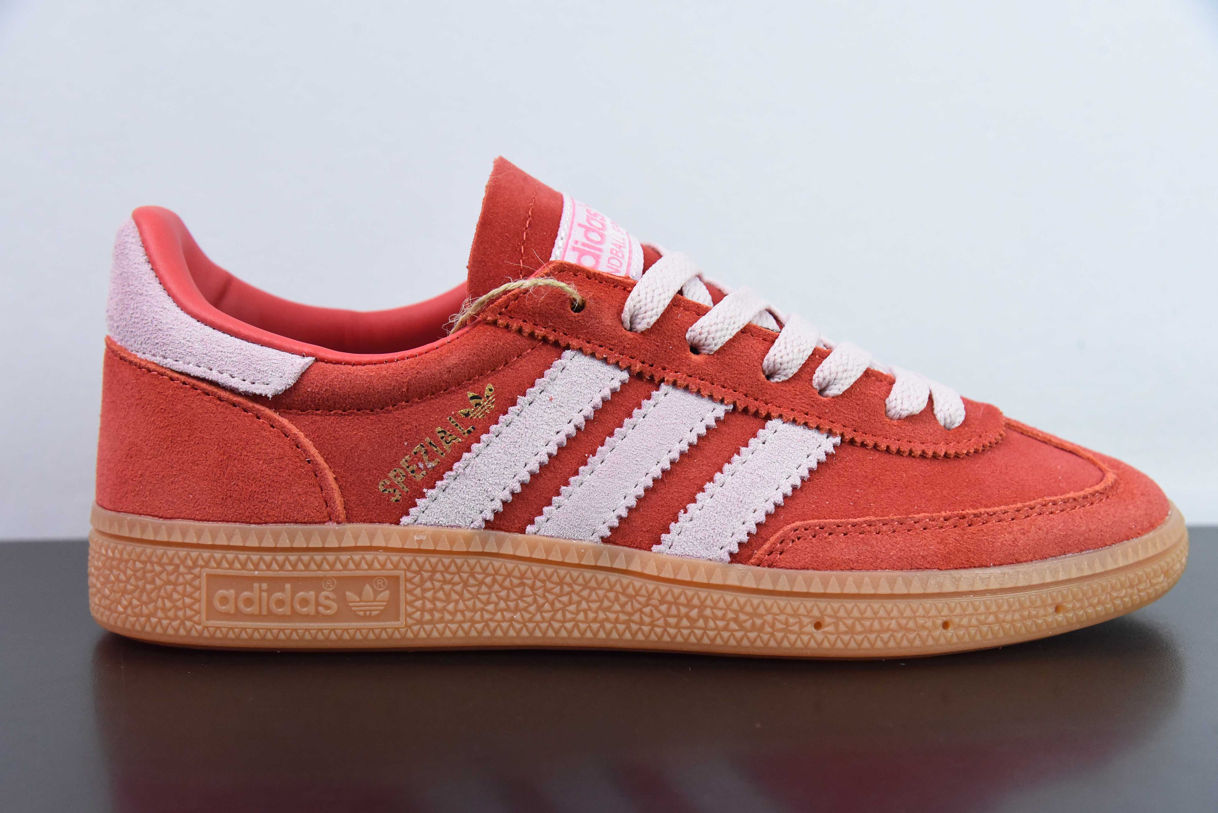 아디다스 핸드볼 스페시알 아디다스 클래식 빈티지 캐주얼 신발 품목 번호: IE5894 사이즈: 36-45