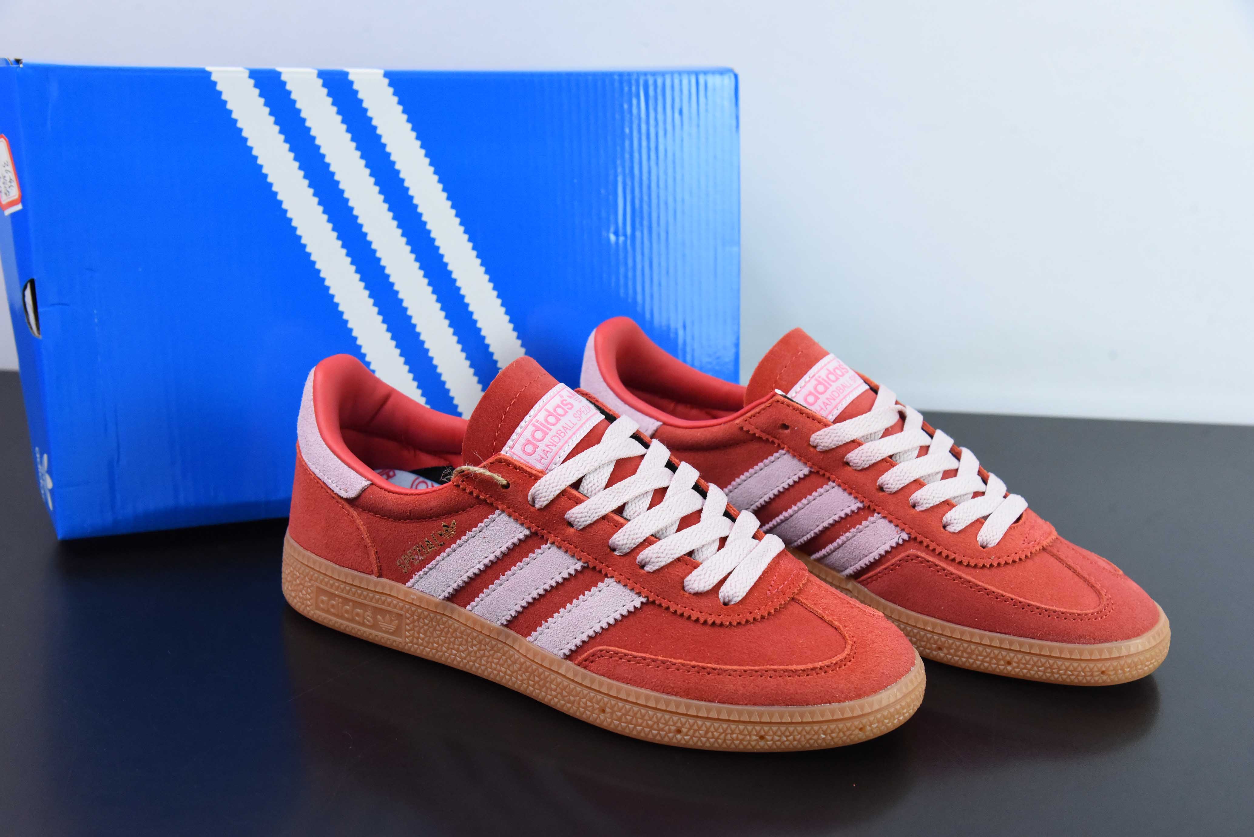 아디다스 핸드볼 스페시알 아디다스 클래식 빈티지 캐주얼 신발 품목 번호: IE5894 사이즈: 36-45