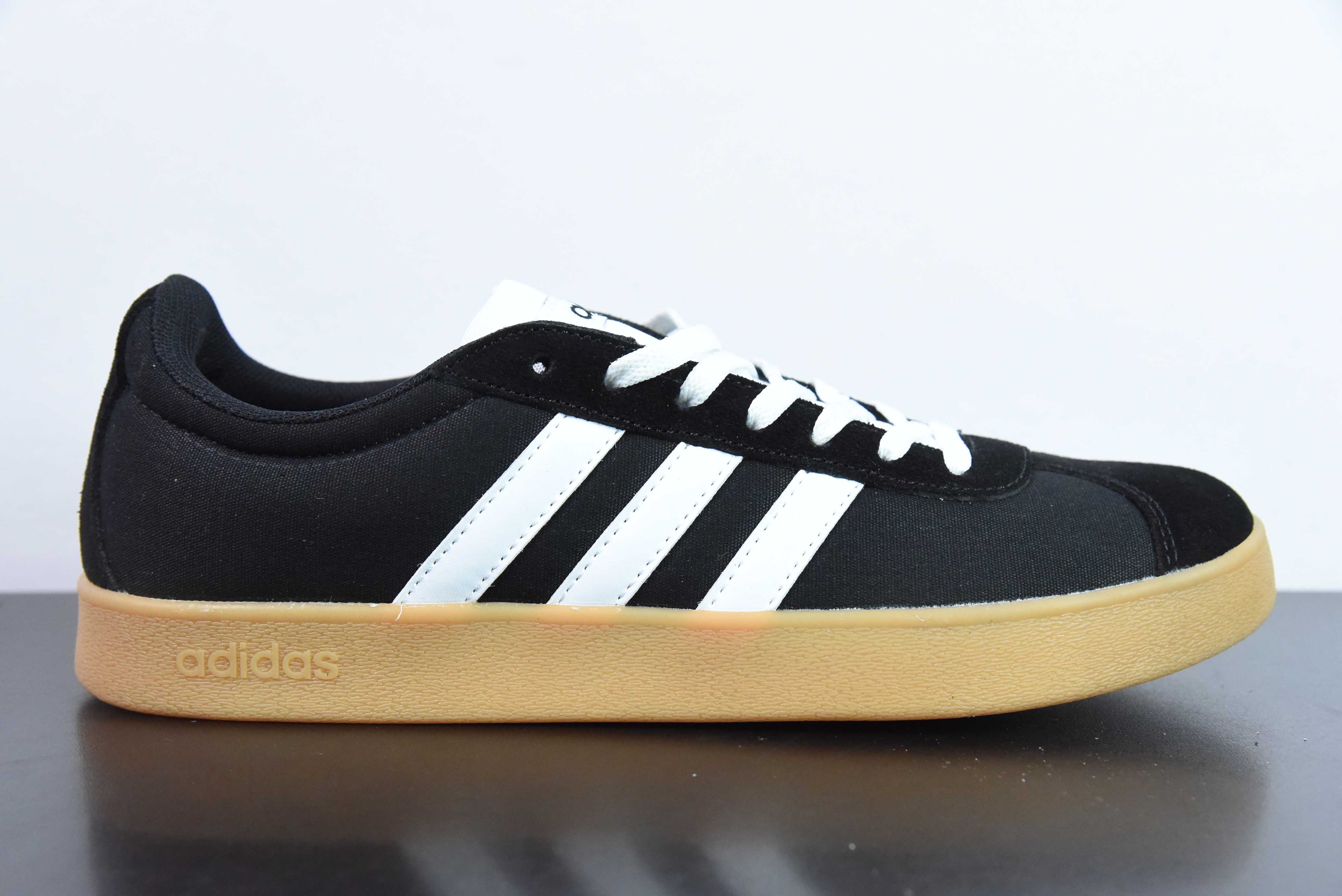 AD 네오 VL 코트 2.0 아디 샴록 패션 트렌드 보드 슈즈 아이템 번호: FW2758 사이즈: 36-45