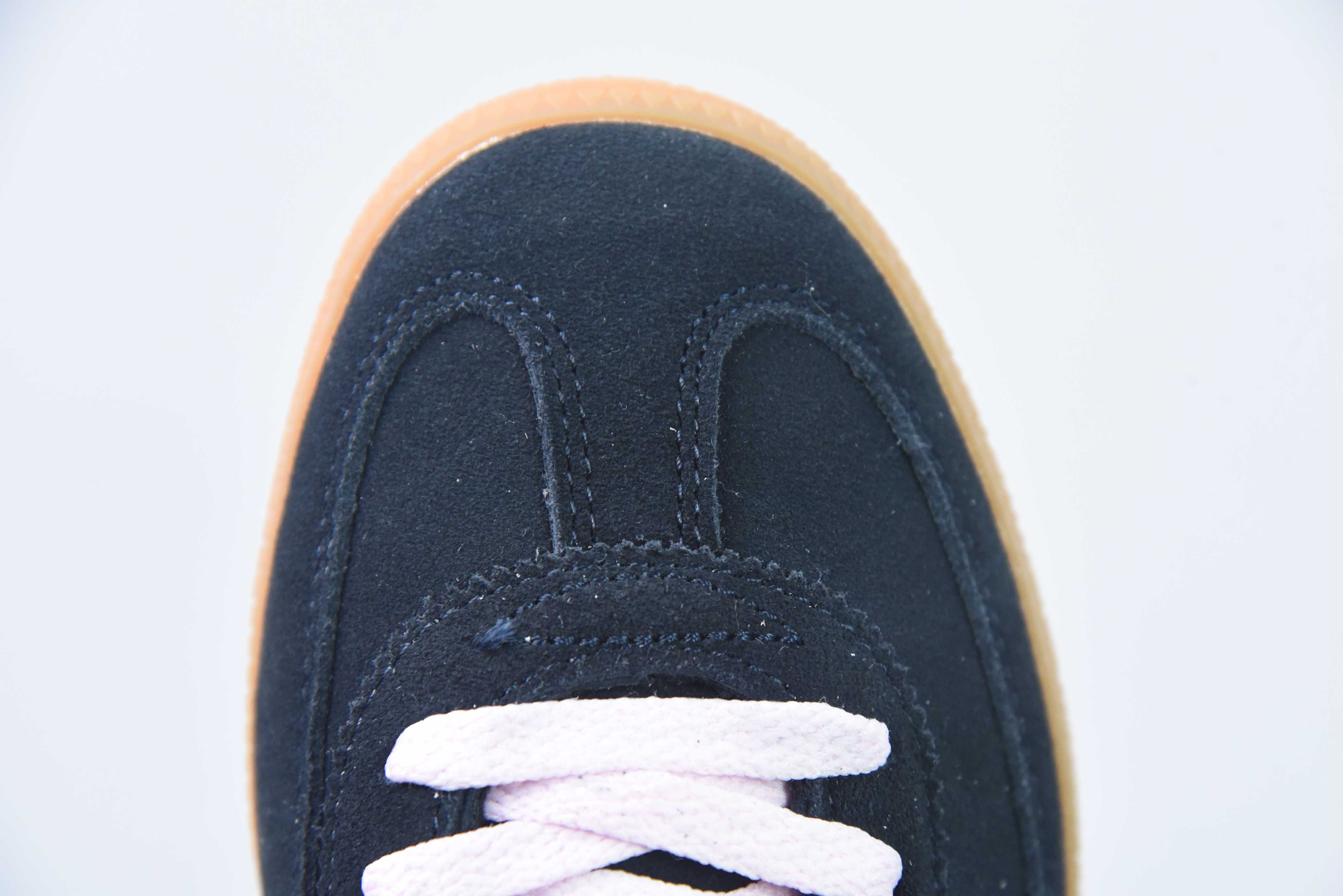 아디다스 클로버 삼바 로우탑 독일 트레이닝 보드 슈즈 블랙 핑크 사이즈: 36 36.5 37 38 38.5 39 40 40.5 41 42 42.5 43 44 45 품목 번호: IE5897