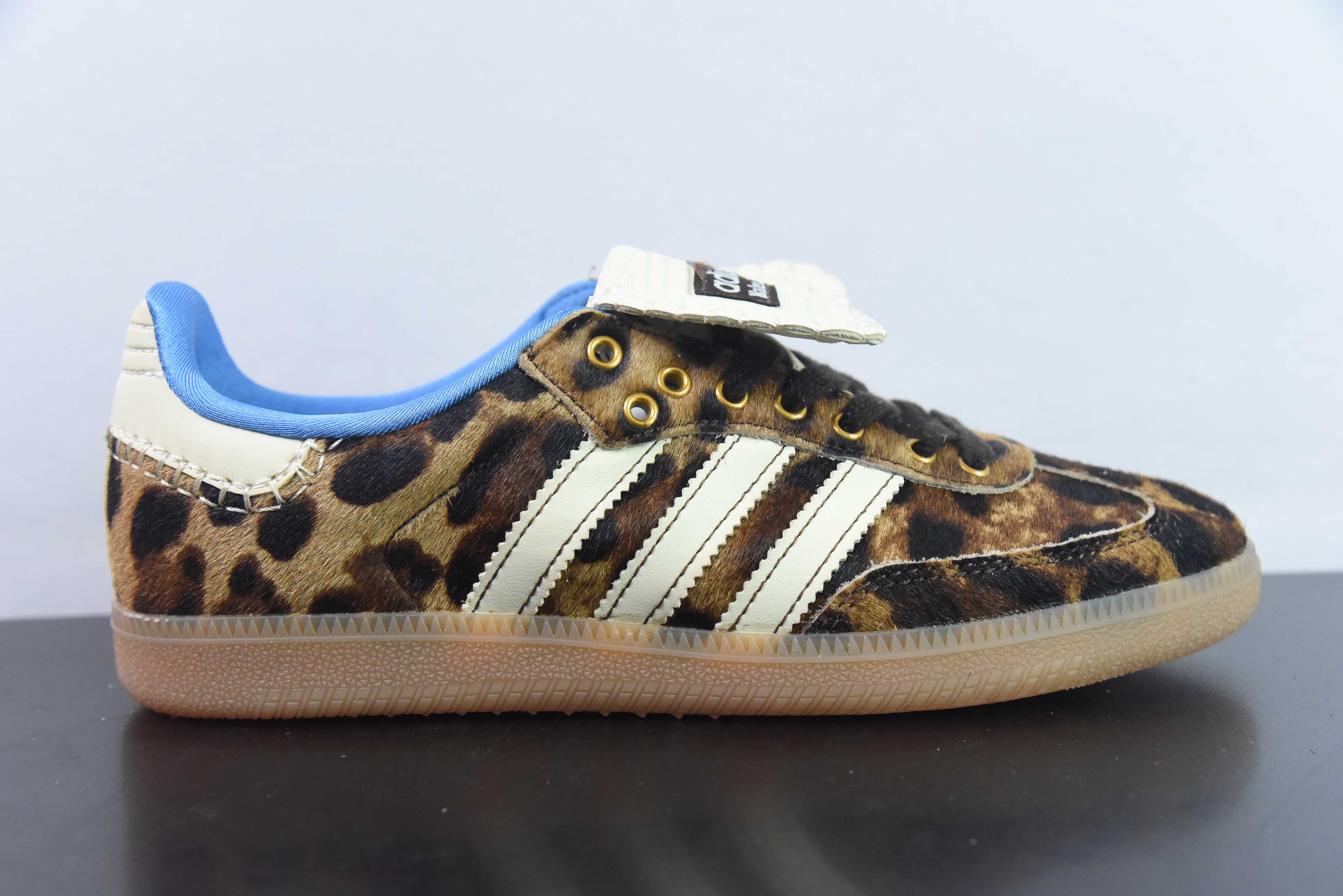 웨일즈 보너 x 애드 삼바 공동 브랜드 샴록 캐주얼 슈즈 아이템 번호: IE0578 사이즈: 36-45