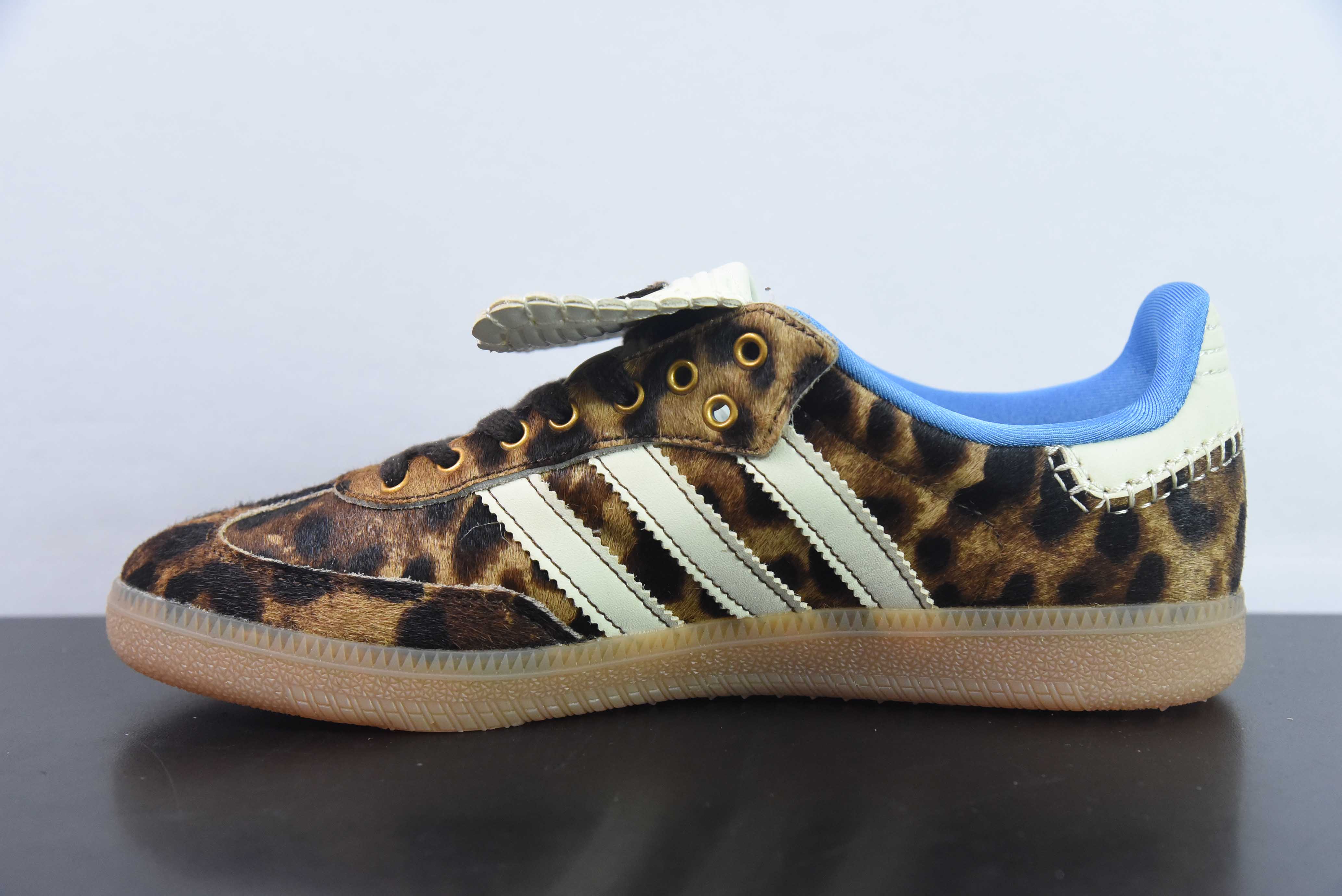 웨일즈 보너 x 애드 삼바 공동 브랜드 샴록 캐주얼 슈즈 아이템 번호: IE0578 사이즈: 36-45