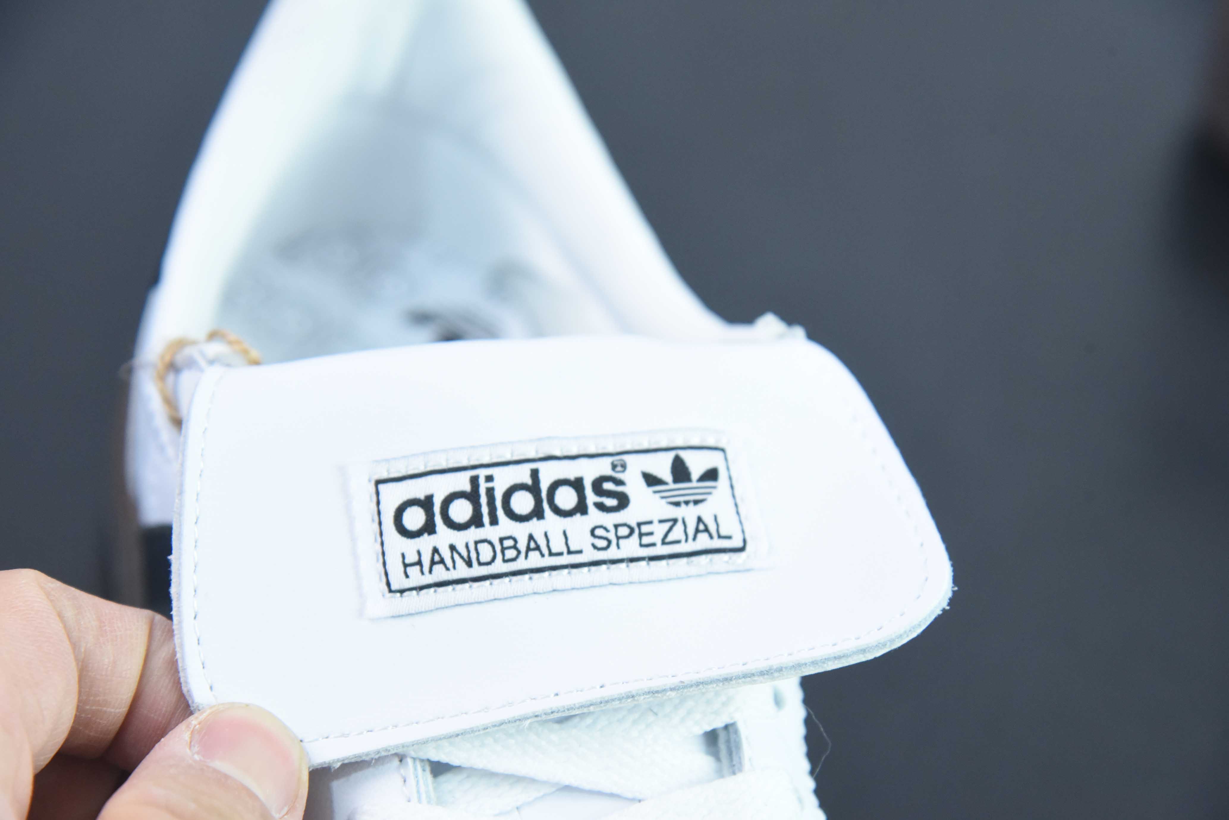 아디다스 오리지널스 핸드볼 SPZL 스페시알 롱 텅 편안한 논슬립 로우탑 보드슈즈 아이템 번호: IH2291 사이즈: 36-45