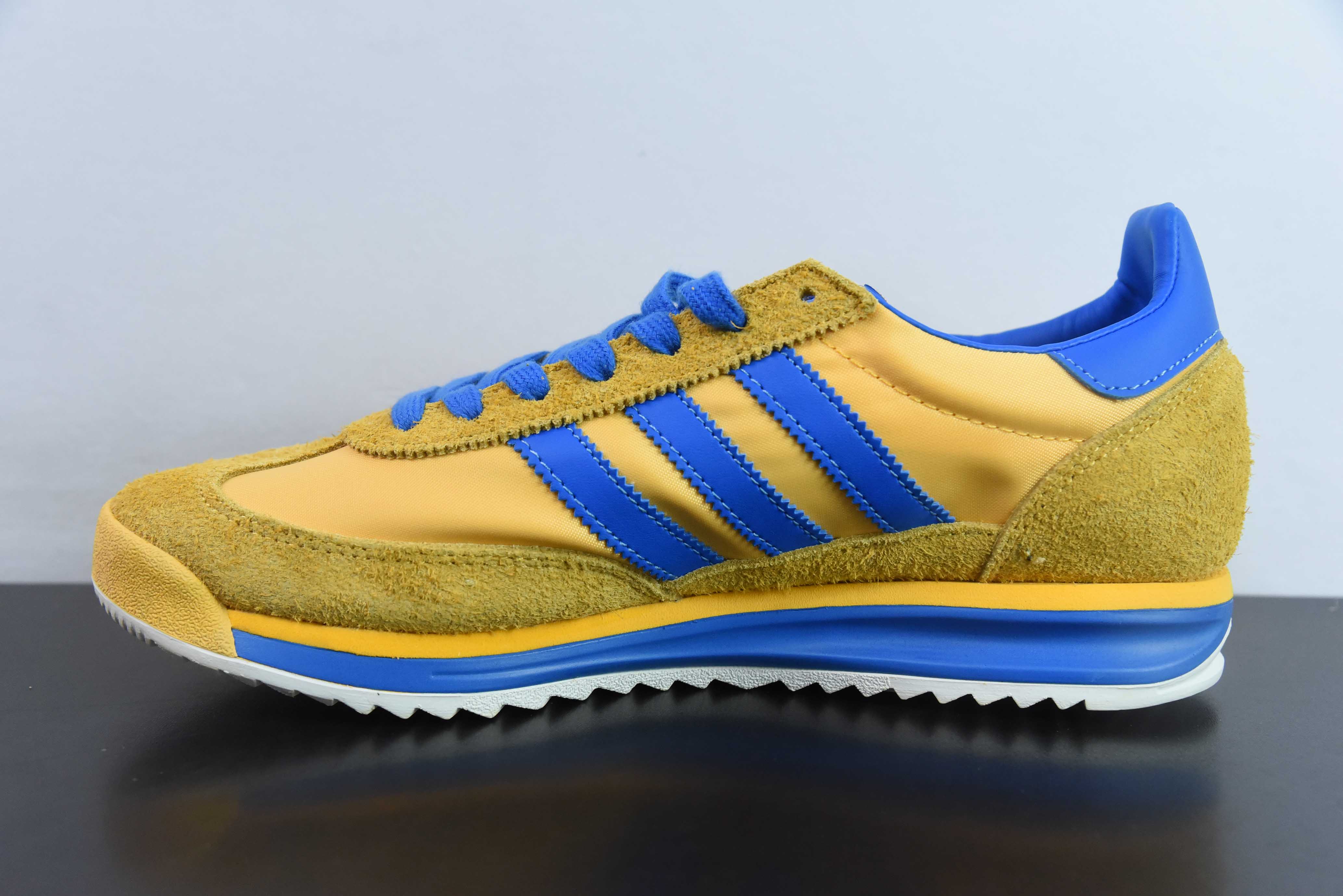 아디다스 오리지널스 SL72 RS 아디 샴록 레트로 트레이닝 캐주얼 러닝화 아이템 번호: IE6526 사이즈: 36-45