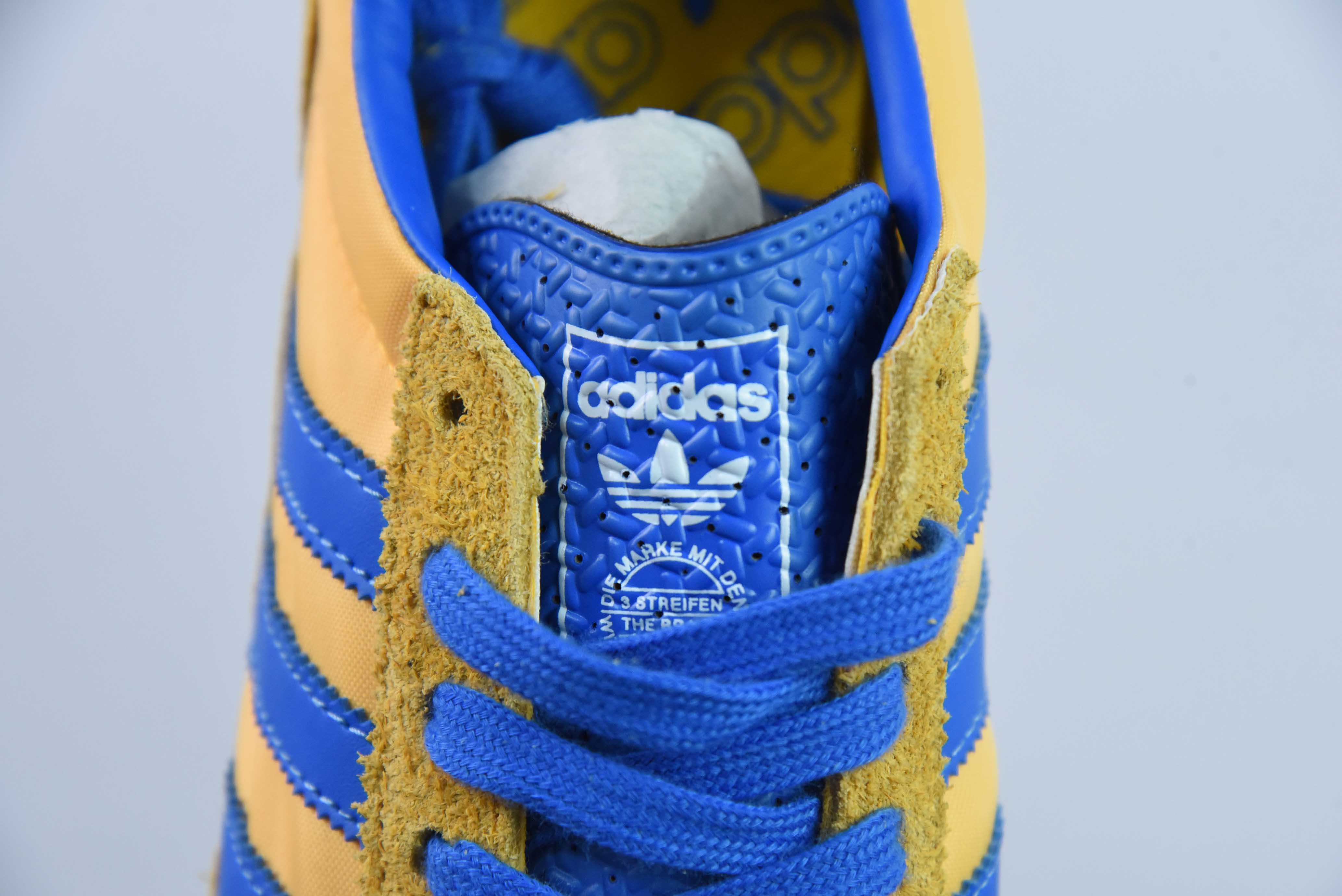 아디다스 오리지널스 SL72 RS 아디 샴록 레트로 트레이닝 캐주얼 러닝화 아이템 번호: IE6526 사이즈: 36-45