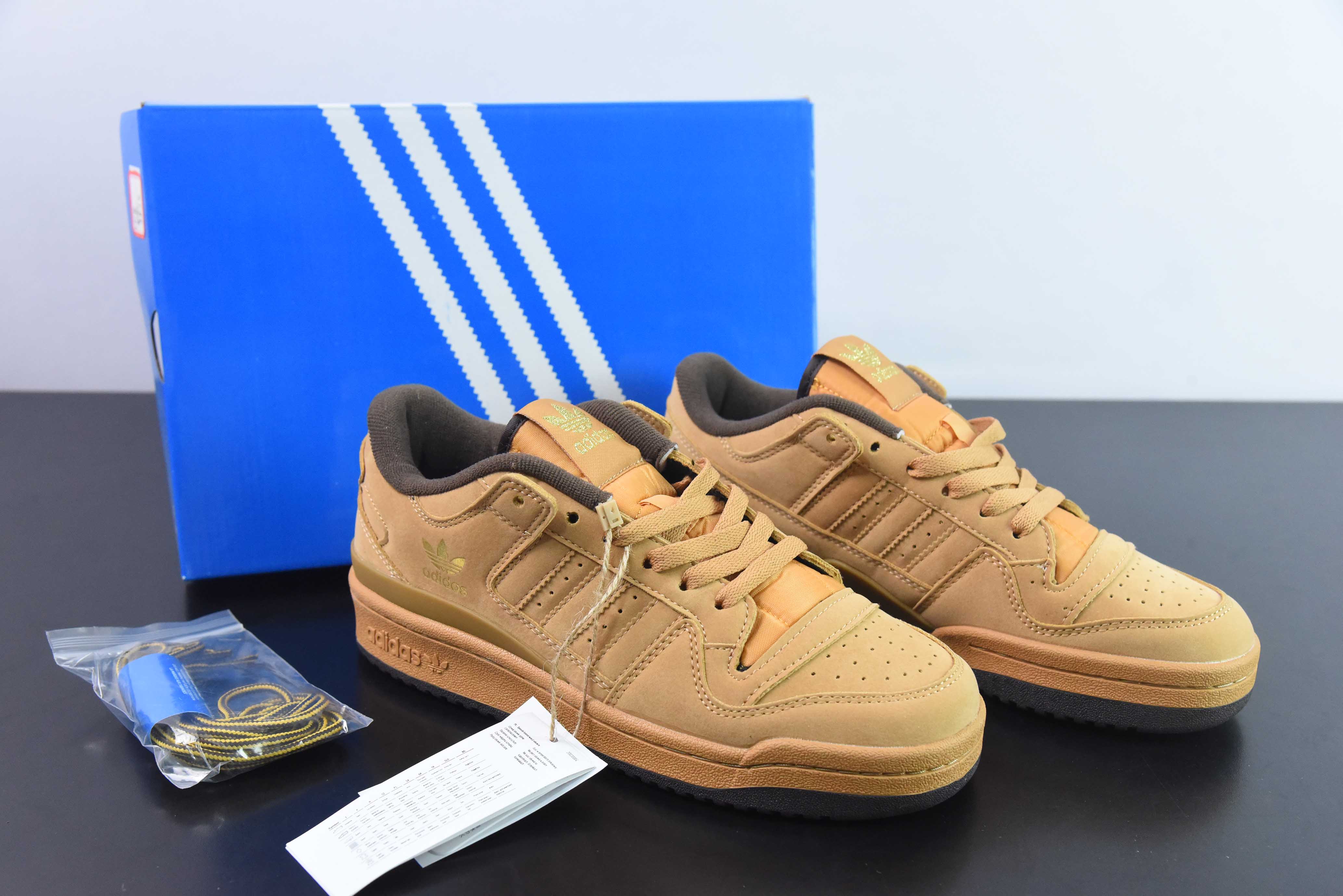 아디다스 오리지널스 포럼 84 로우