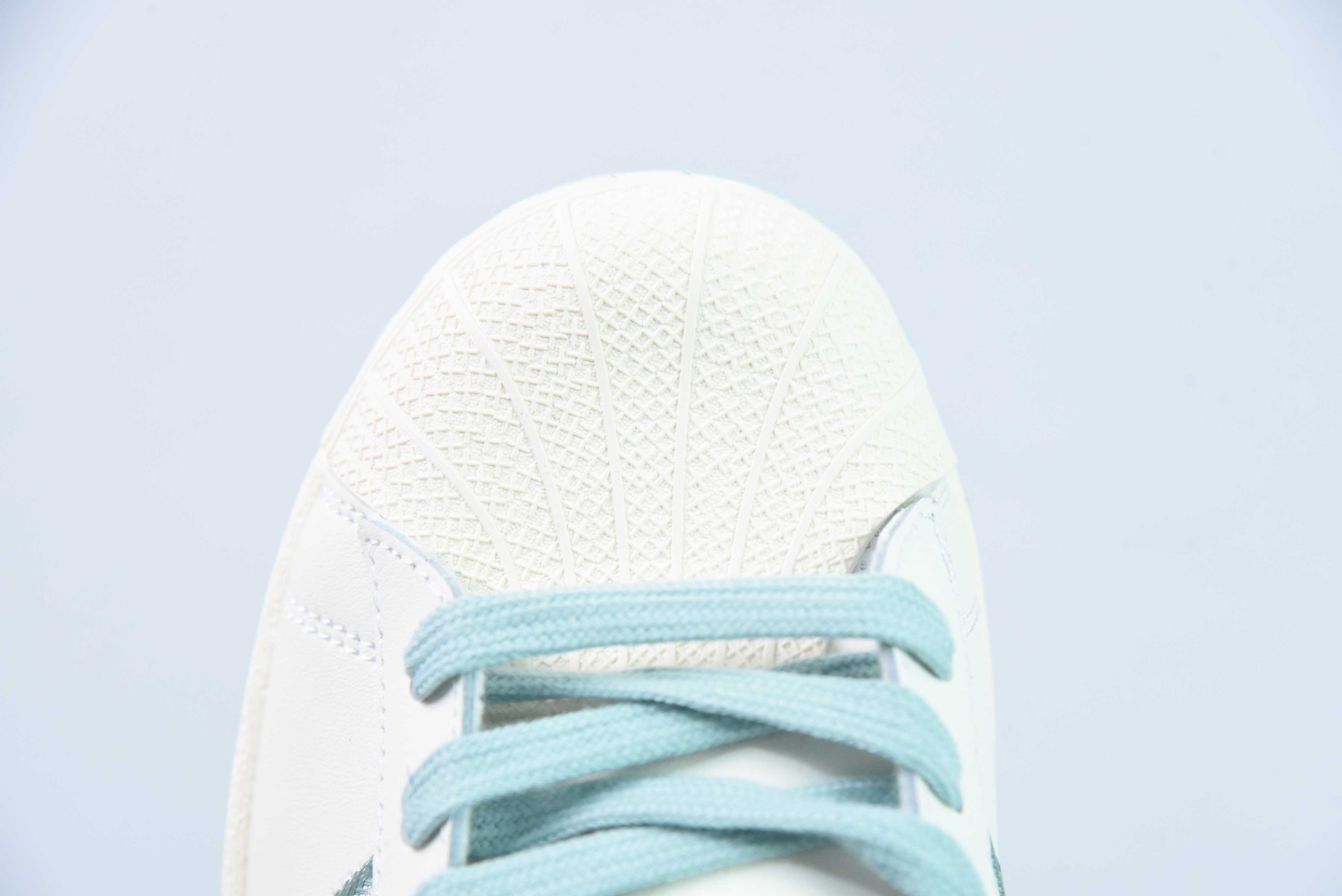 AD 오리지널스 슈퍼스타 클래식 레트로 쉘 토 보드숏 아이템: IE5532 사이즈: 36-46