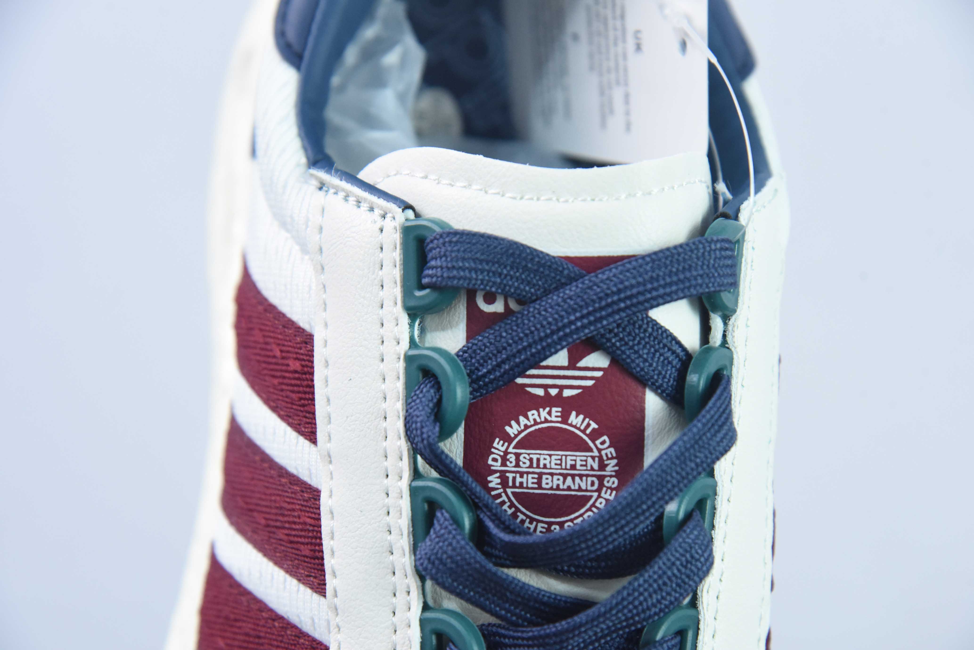 아디다스 오리지널스 레트로피 부스트 E5 시리즈 레트로 레이싱 프로토타입 제너레이션 시리즈 팝콘 쿠셔닝 캐주얼 운동화 아이템 번호: IF065421 사이즈: 39-45